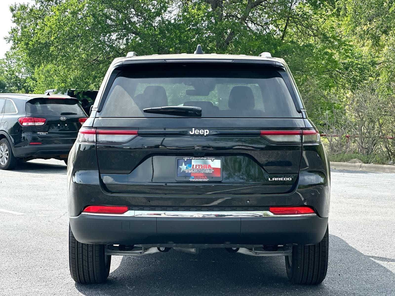 Thumbnail: 2026 Jeep Grand Cherokee - 14