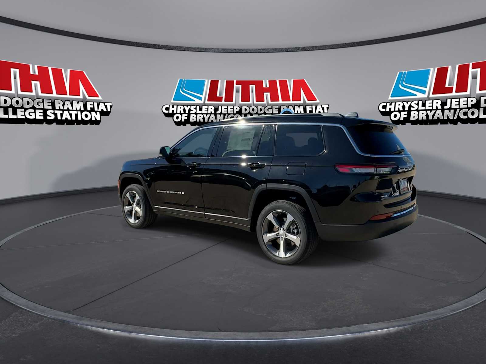 Thumbnail: 2025 Jeep Grand Cherokee - 6