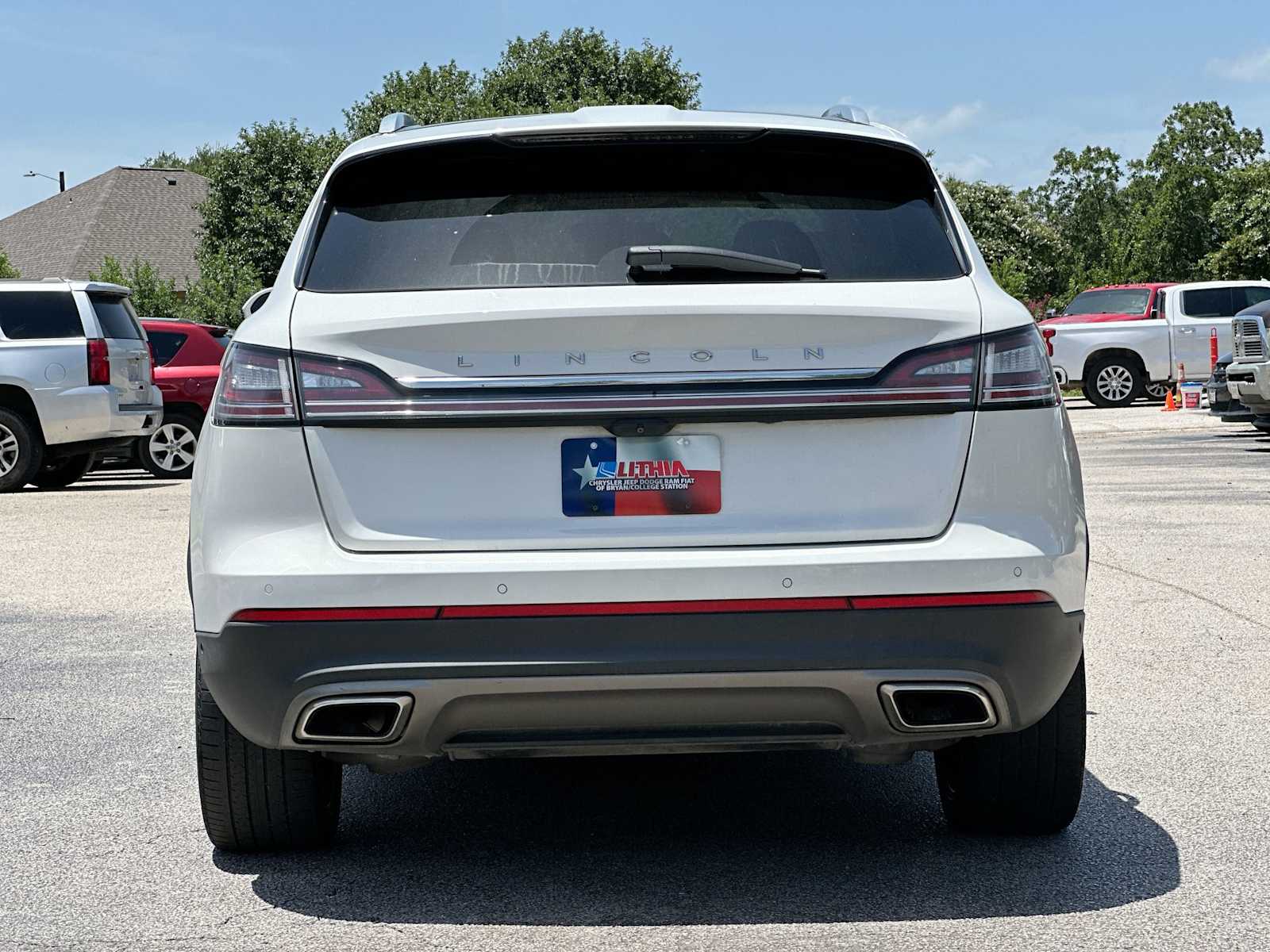 Thumbnail: 2022 Lincoln Nautilus - 14