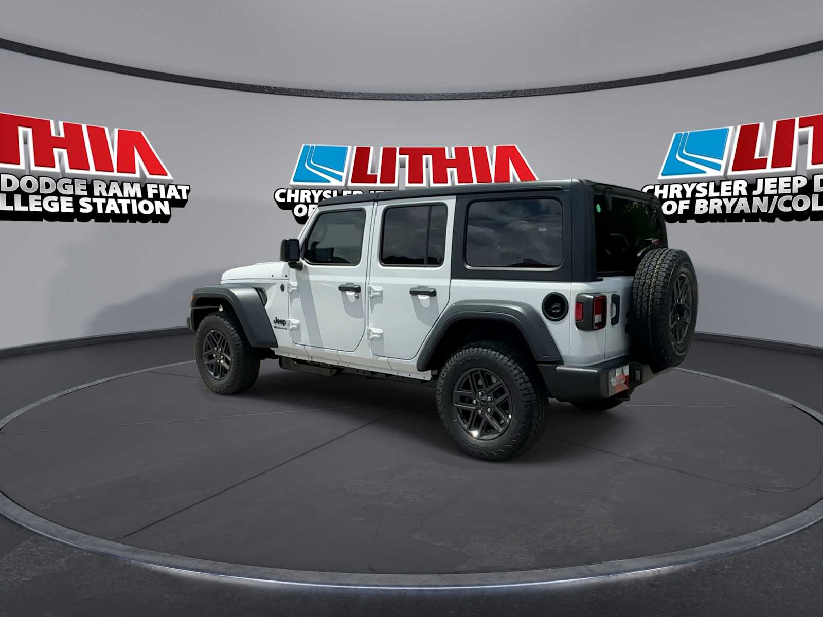 Thumbnail: 2026 Jeep Wrangler - 5