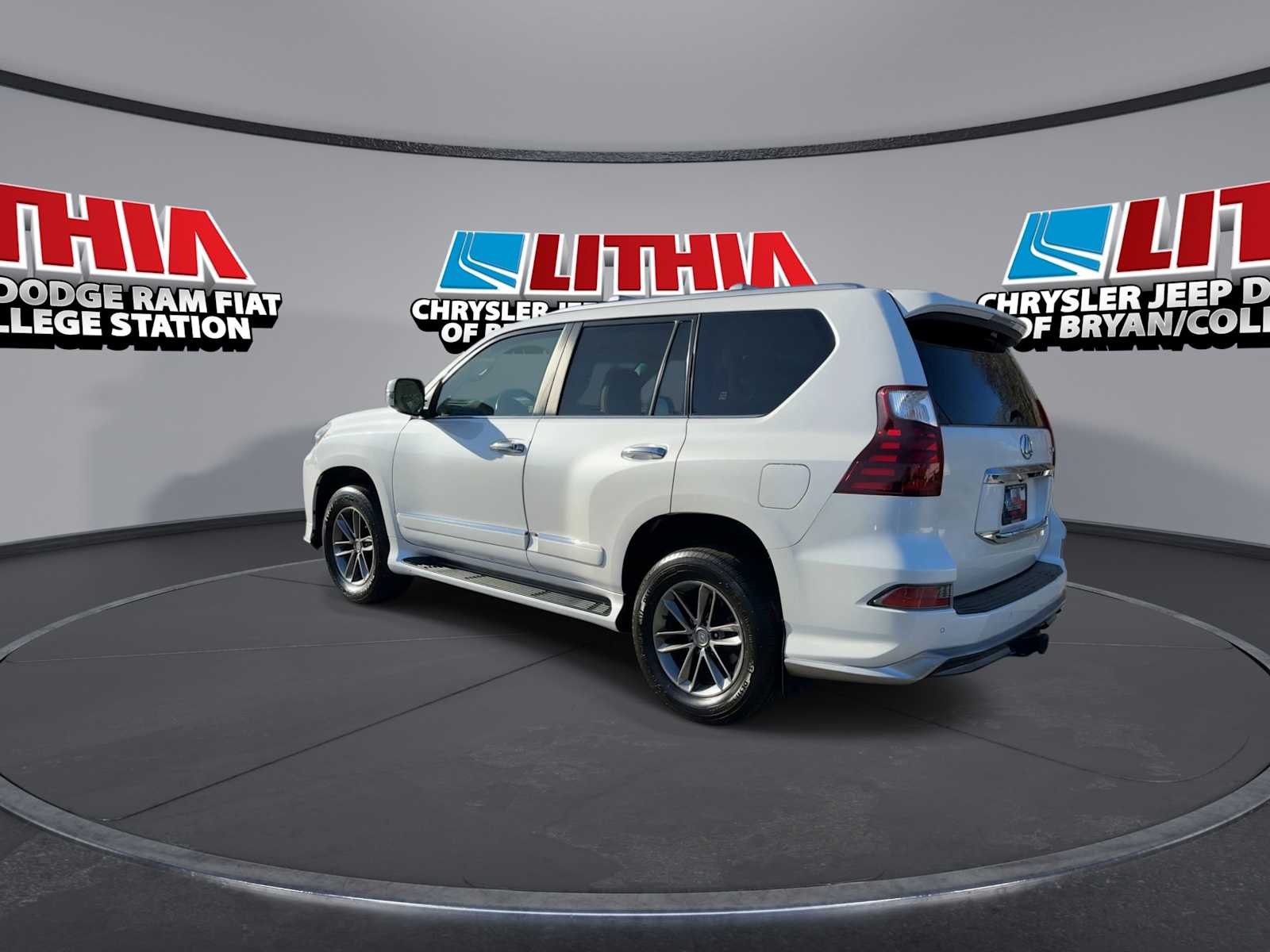 Thumbnail: 2019 Lexus GX - 6