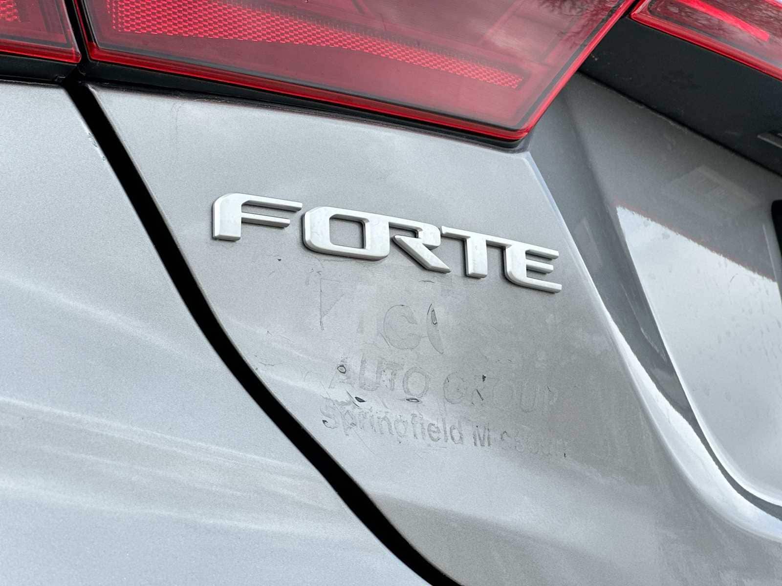 Thumbnail: 2024 Kia Forte - 15