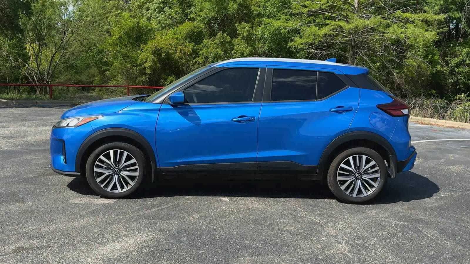 Thumbnail: 2024 Nissan Kicks - 5