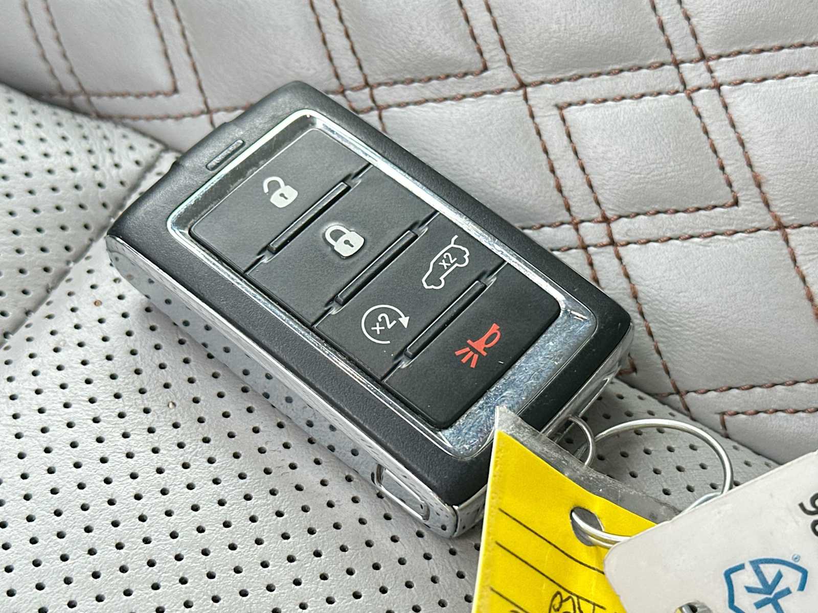 Thumbnail: 2022 Jeep Grand Cherokee - 29