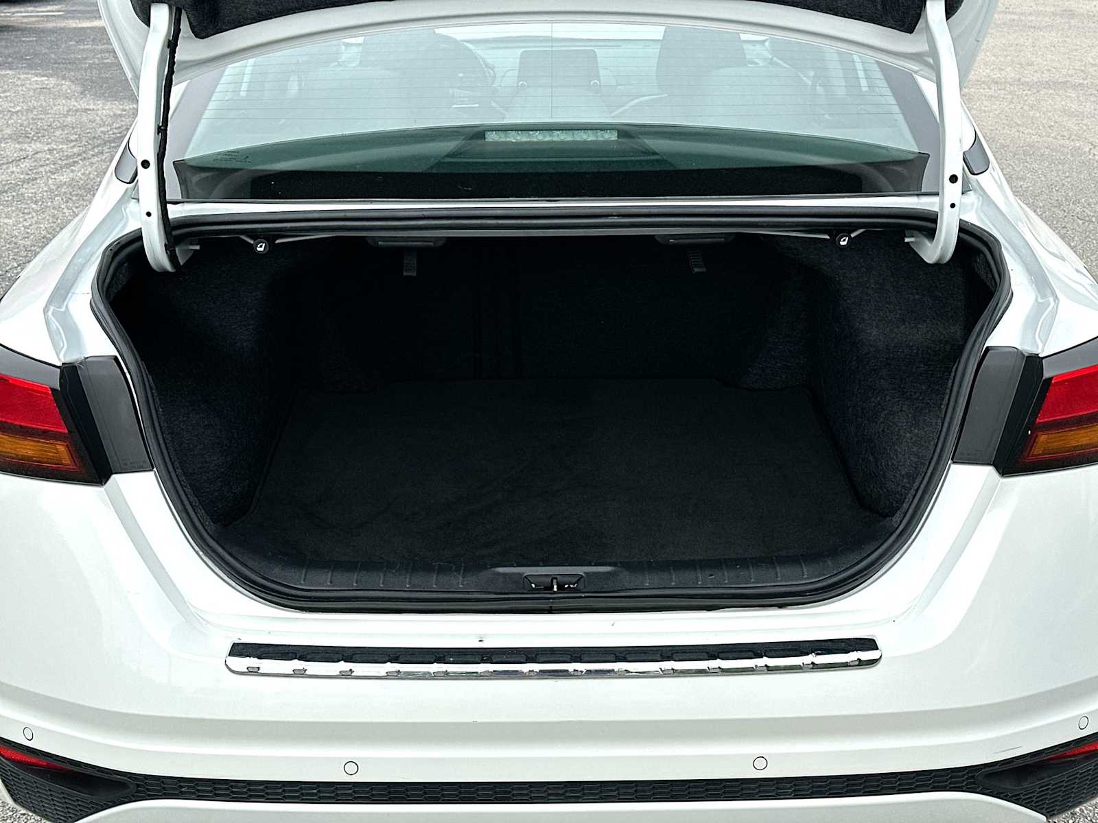 Thumbnail: 2023 Nissan Altima - 28