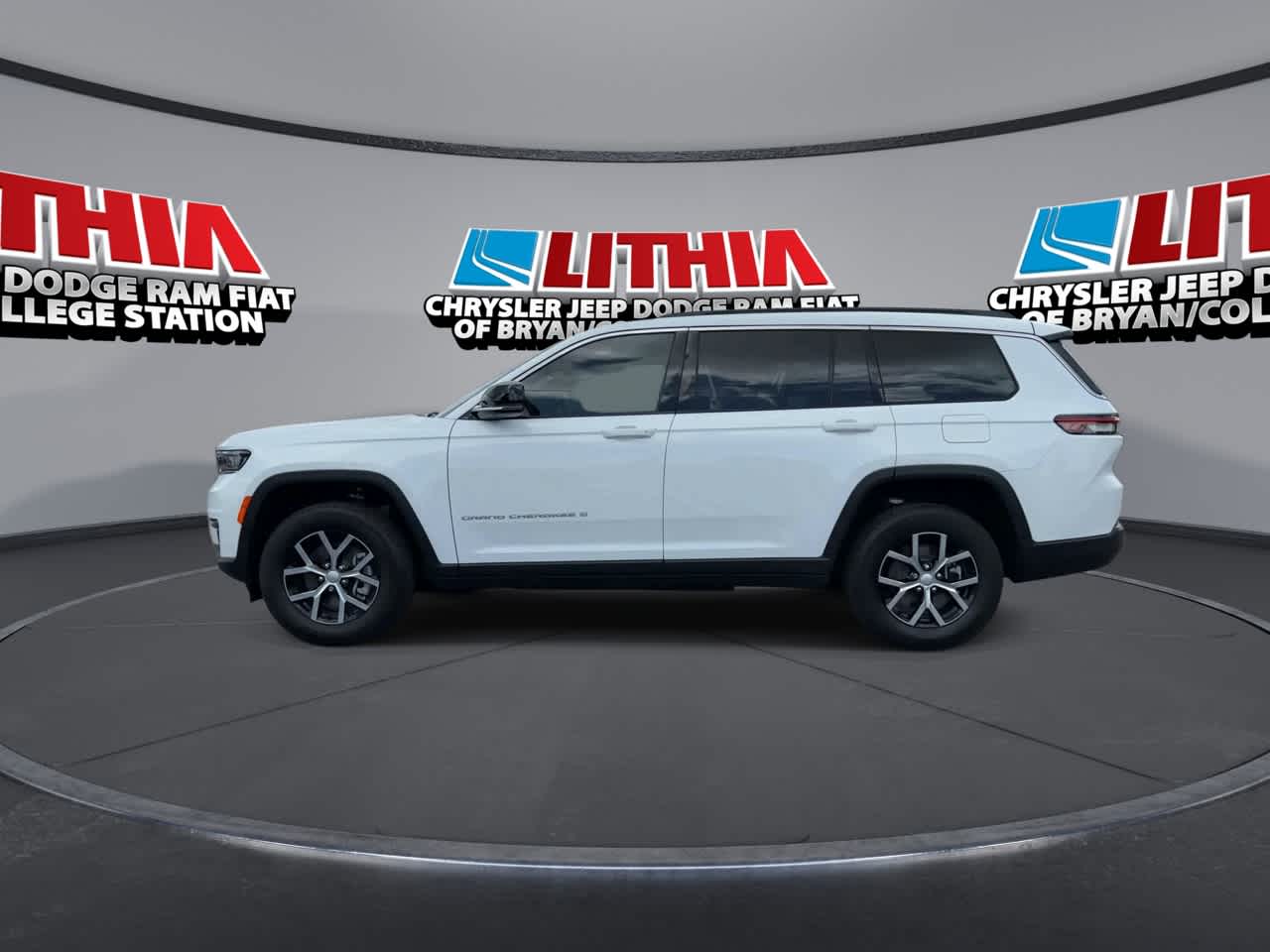 Thumbnail: 2025 Jeep Grand Cherokee - 5