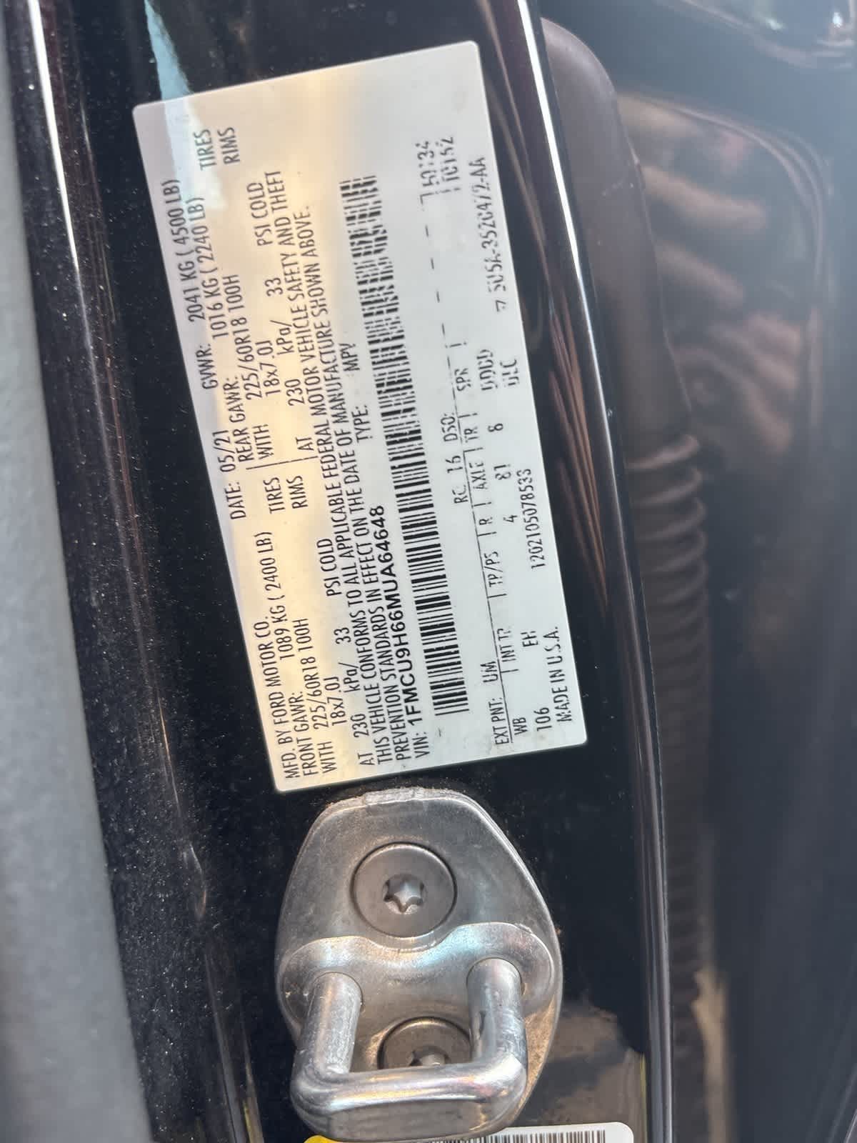 Thumbnail: 2021 Ford Escape - 8