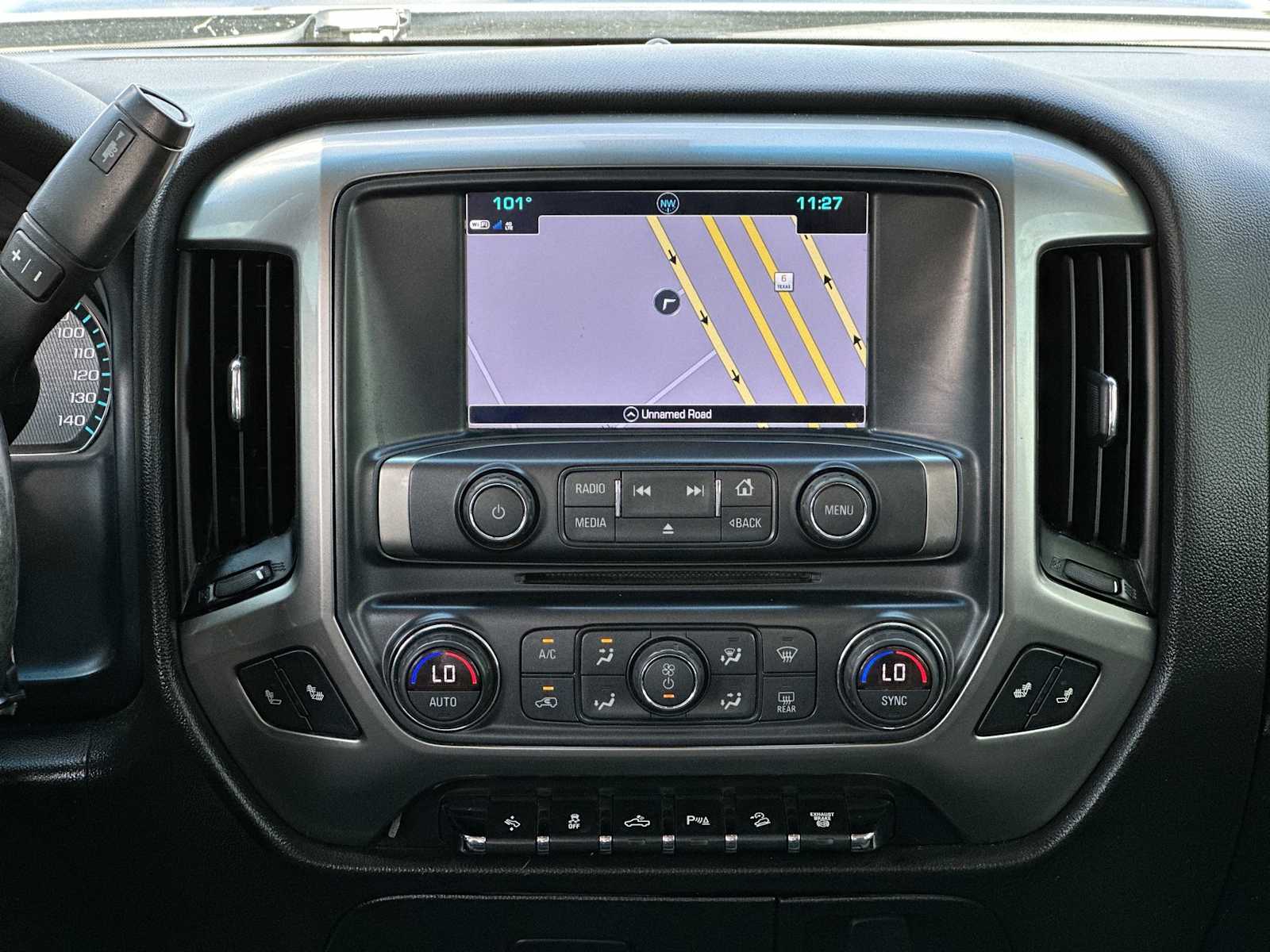 Thumbnail: 2019 Chevrolet Silverado 3500 - 26