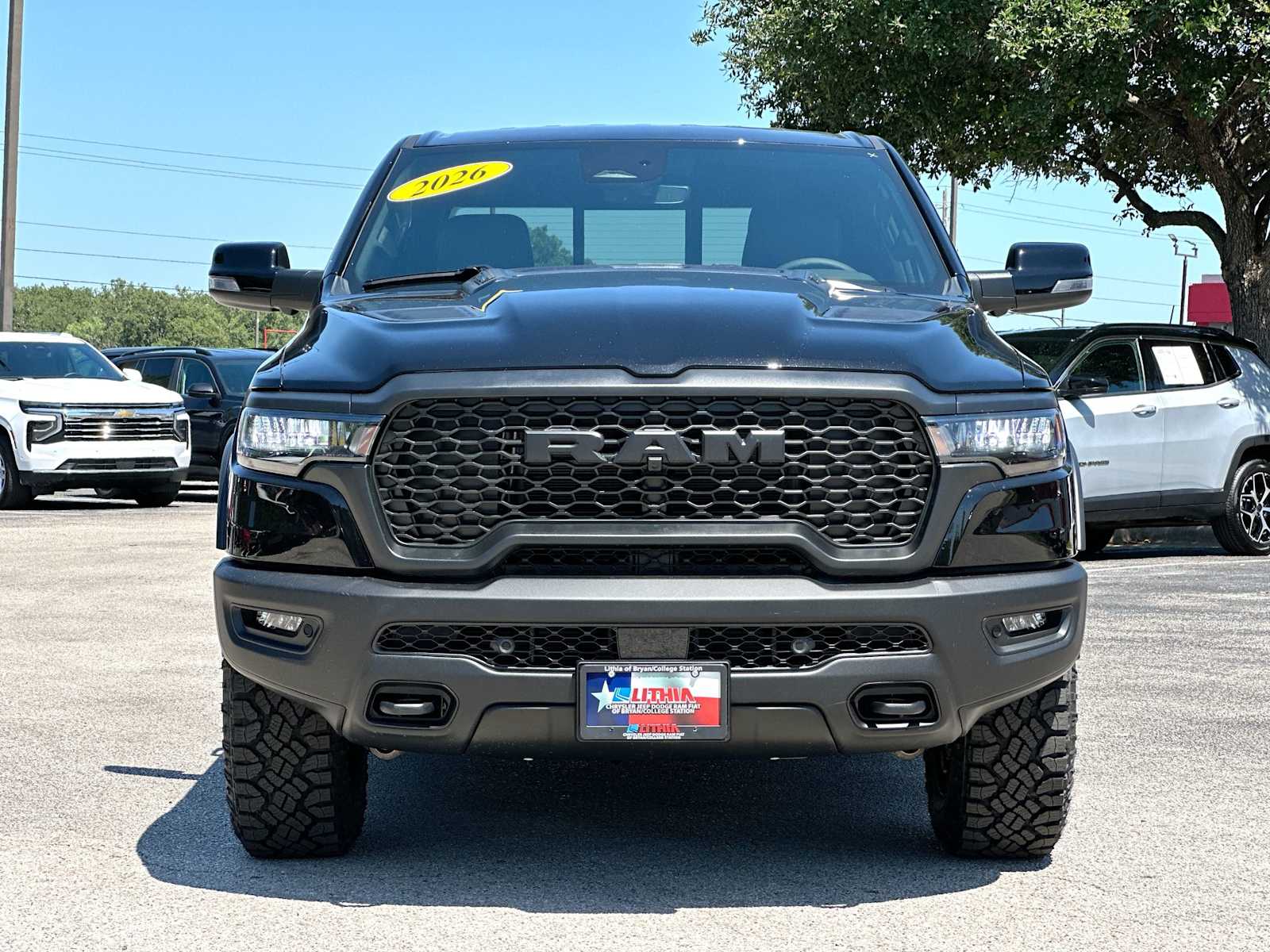 Thumbnail: 2026 RAM 1500 - 10
