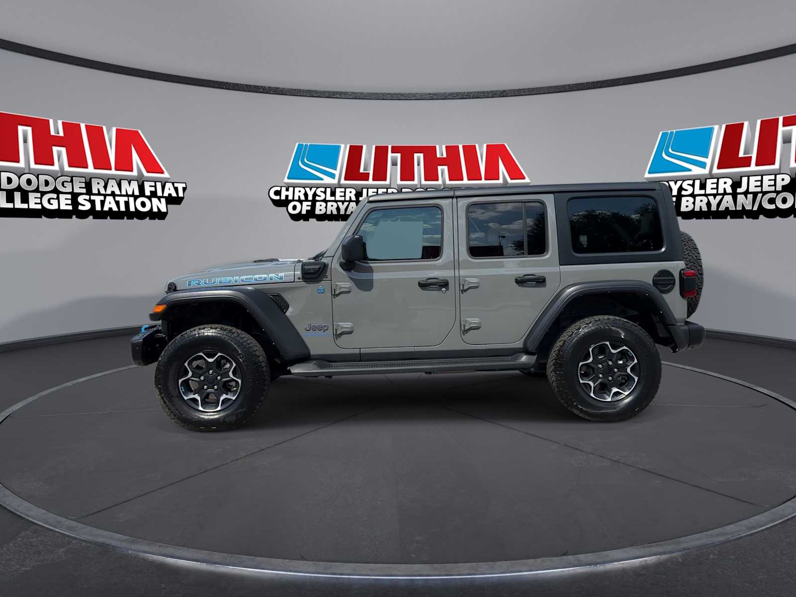 Thumbnail: 2023 Jeep Wrangler - 5