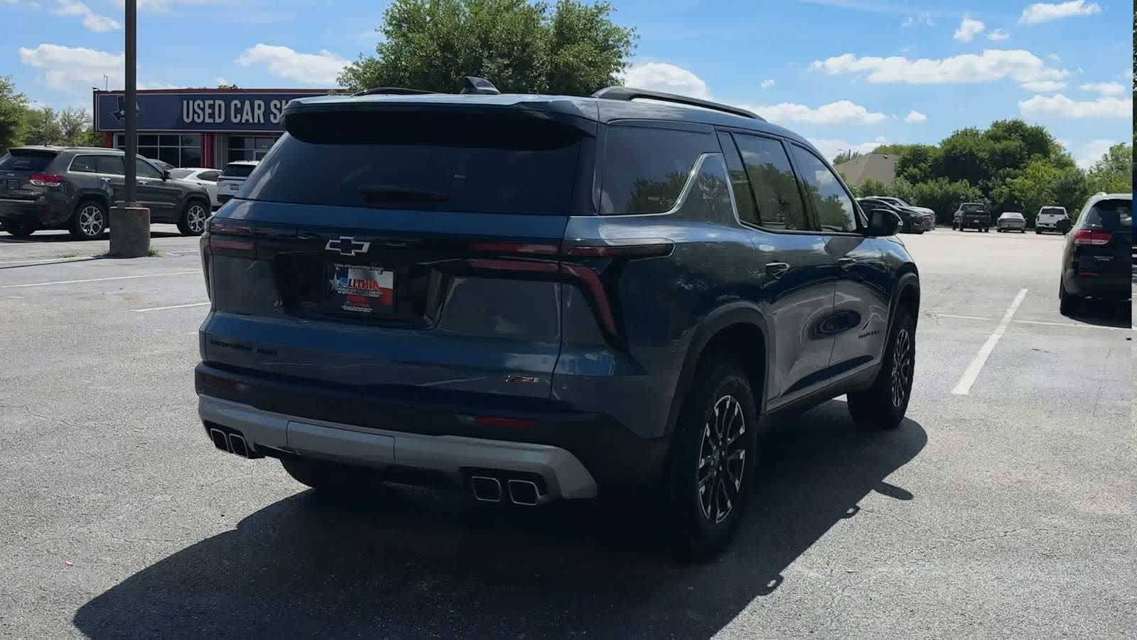 Thumbnail: 2025 Chevrolet Traverse - 7