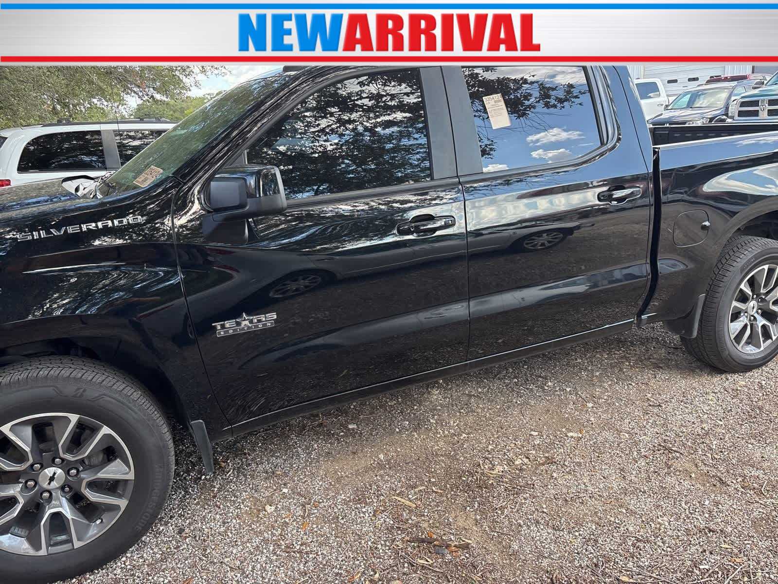 Thumbnail: 2022 Chevrolet Silverado 1500 - 1