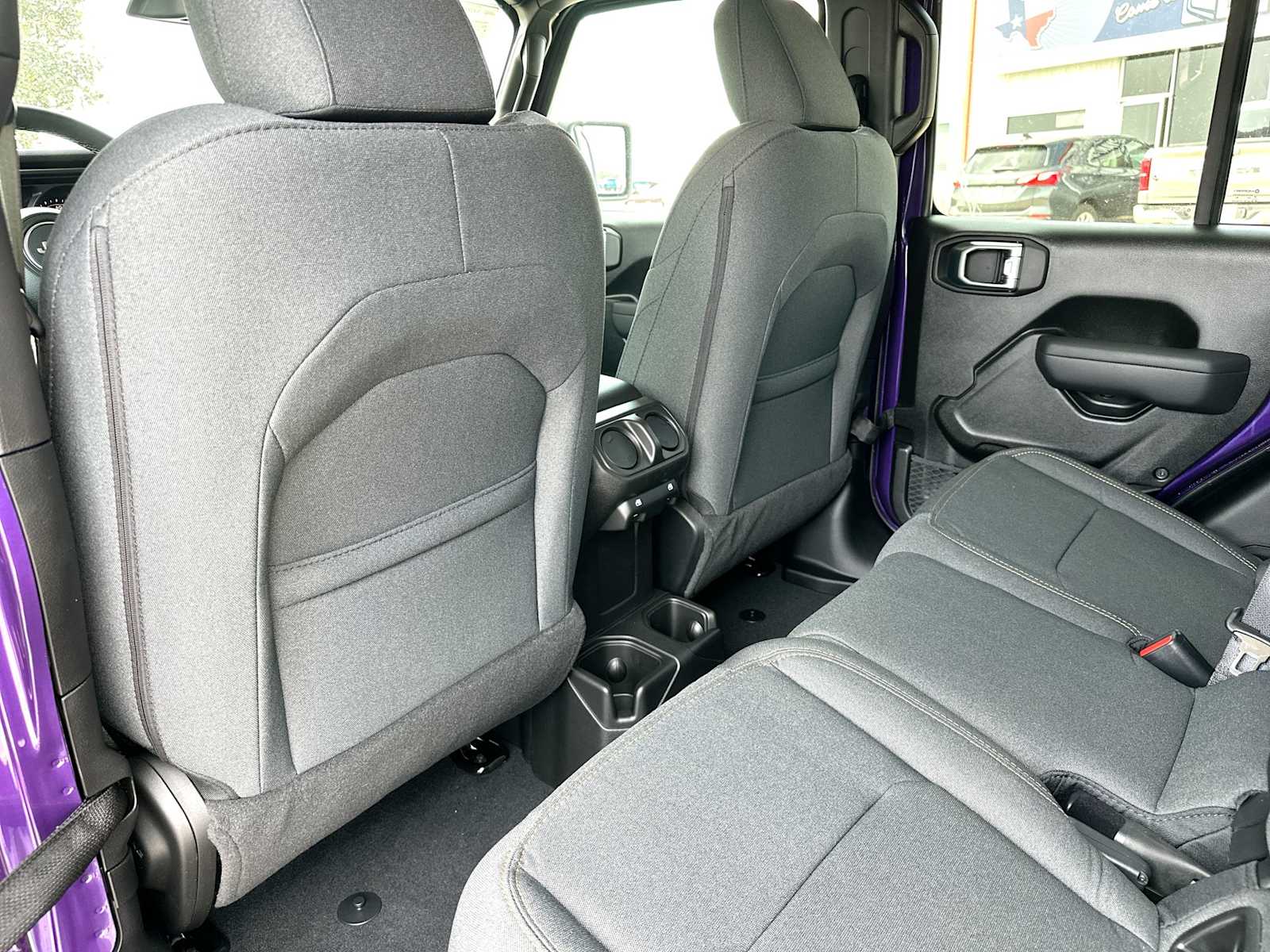 Thumbnail: 2026 Jeep Gladiator - 24