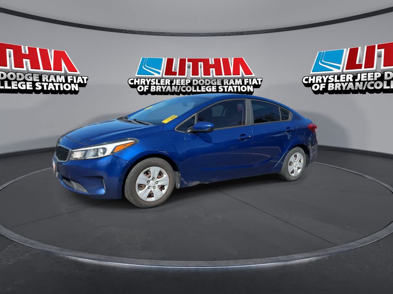 Thumbnail: 2018 Kia Forte - 4