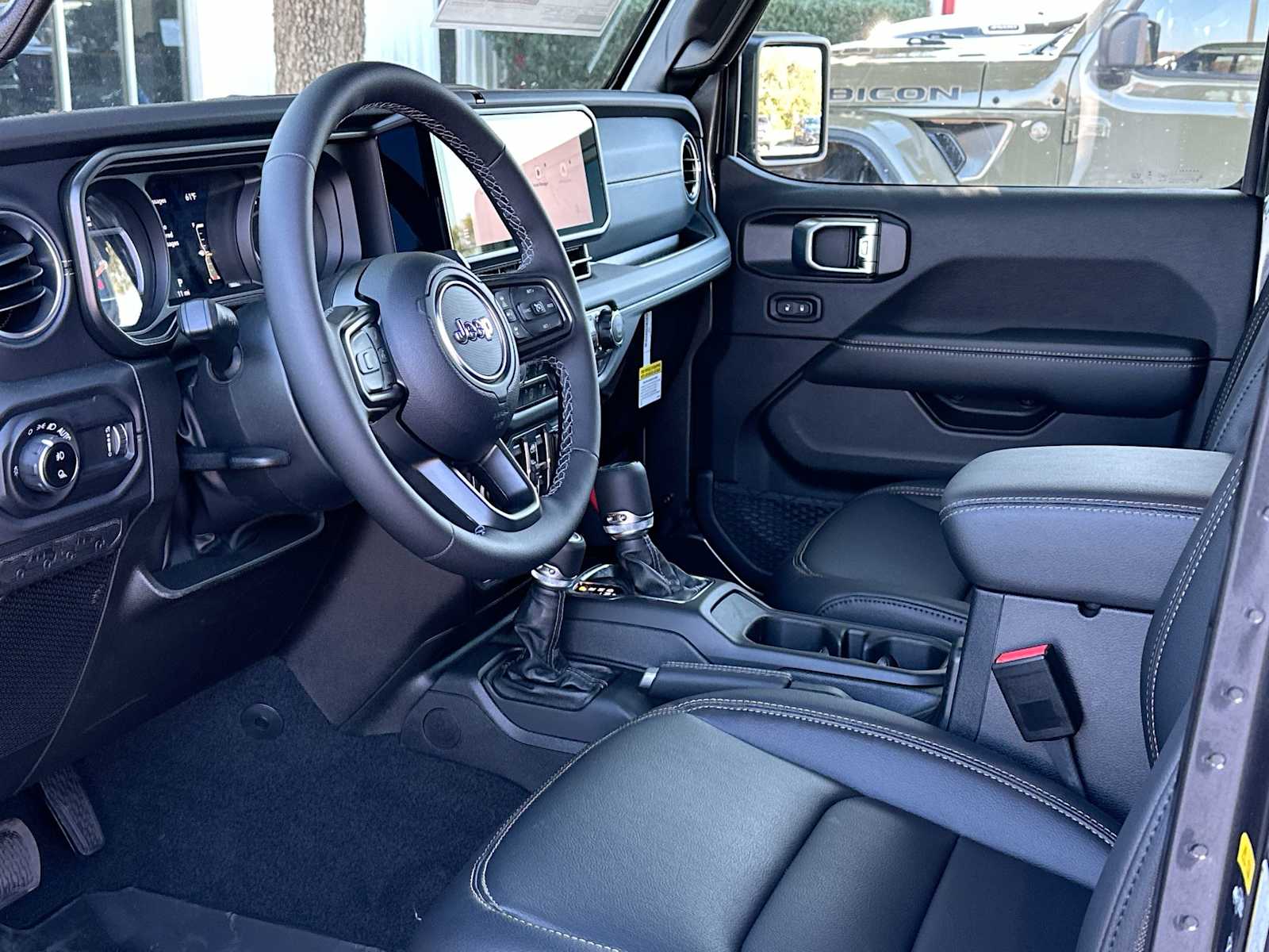 Thumbnail: 2026 Jeep Gladiator - 18