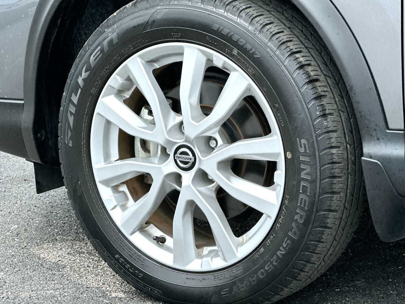 Thumbnail: 2022 Nissan Rogue Sport - 11