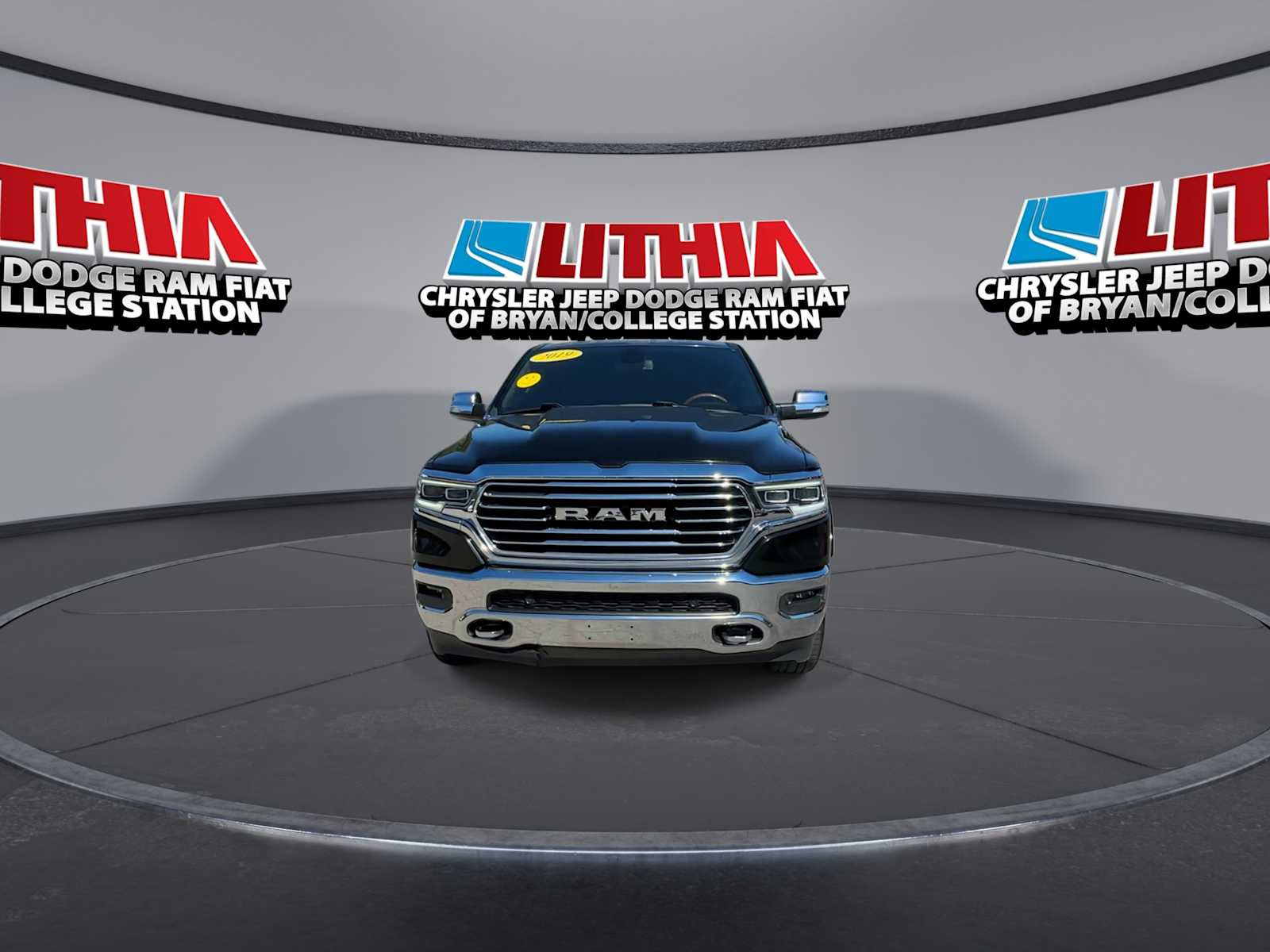 2019 Ram 1500 Longhorn photo 3