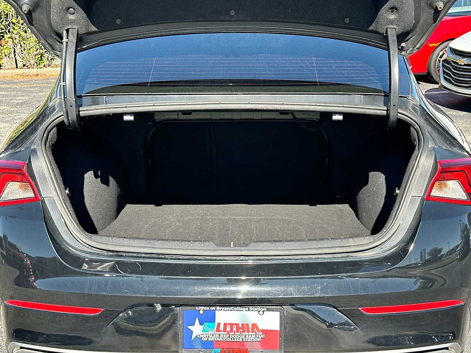 Thumbnail: 2022 Kia K5 - 28