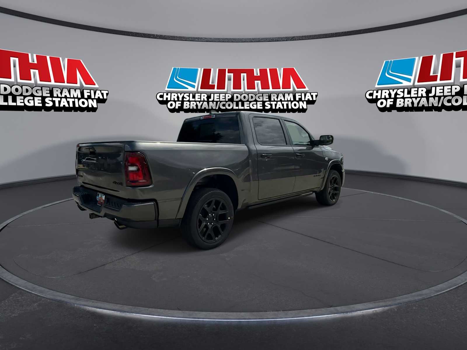 Thumbnail: 2026 RAM 1500 - 8