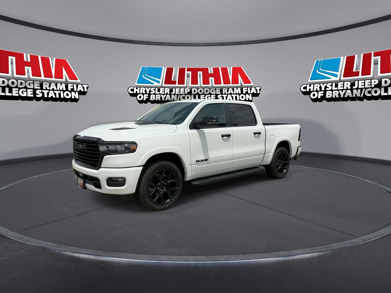 Thumbnail: 2026 RAM 1500 - 4