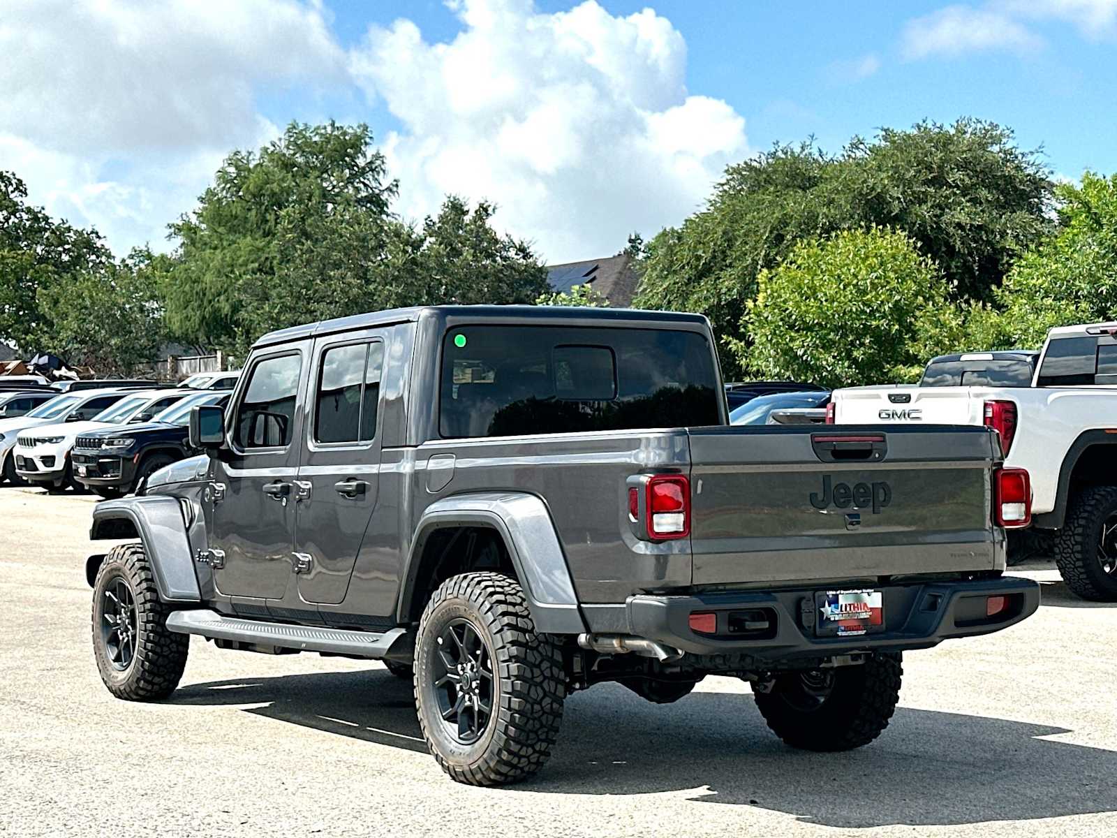 Thumbnail: 2026 Jeep Gladiator - 13