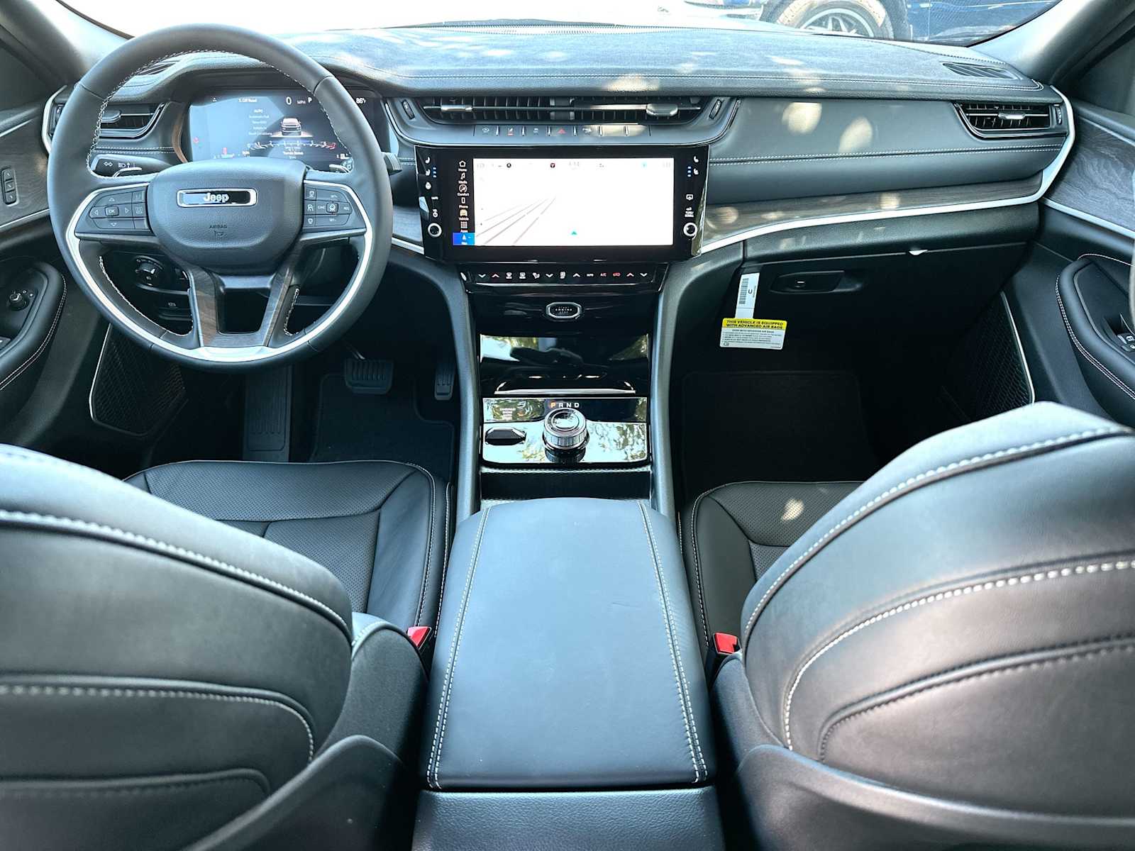 Thumbnail: 2026 Jeep Grand Cherokee - 25