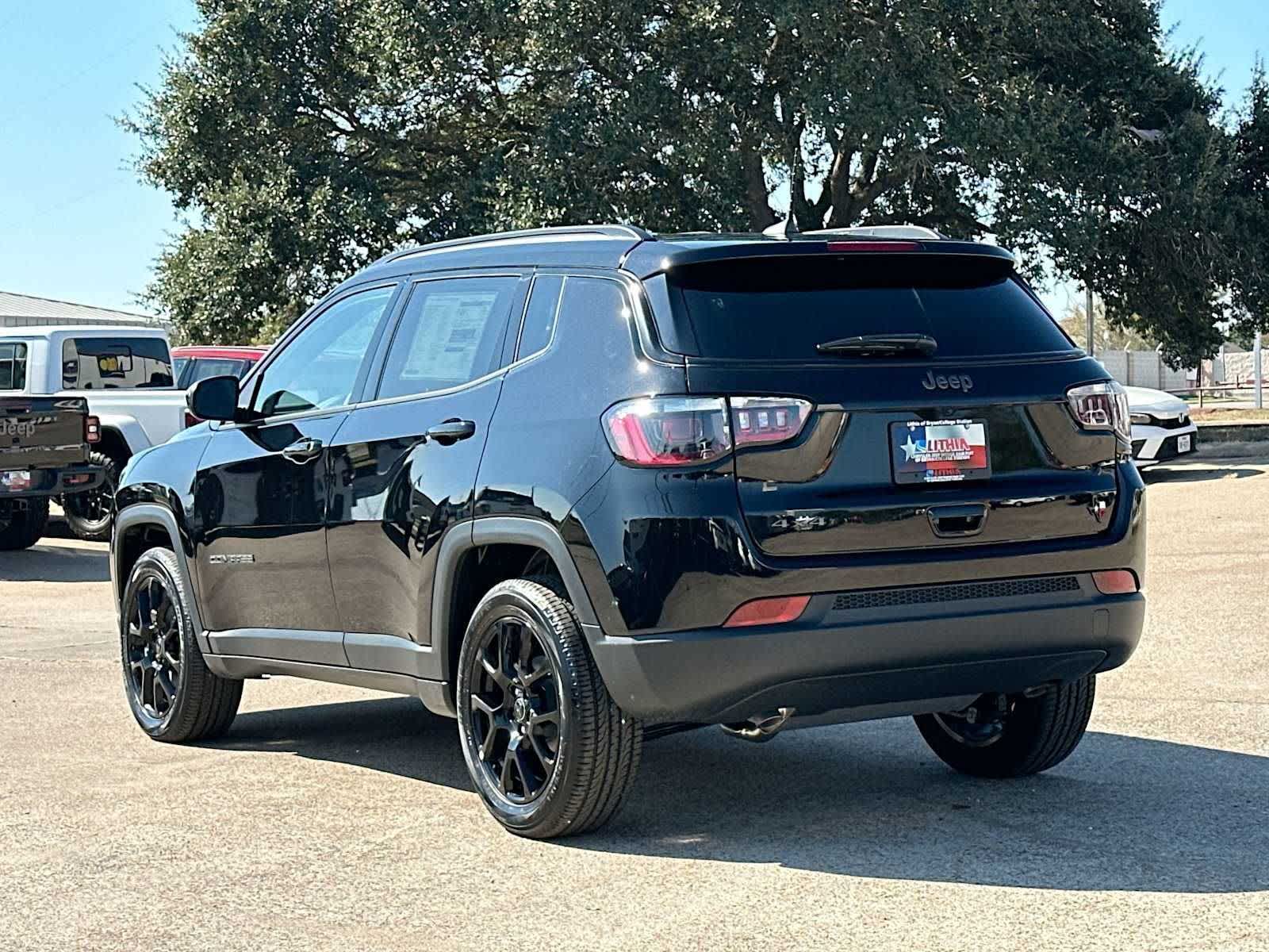 Thumbnail: 2026 Jeep Compass - 13