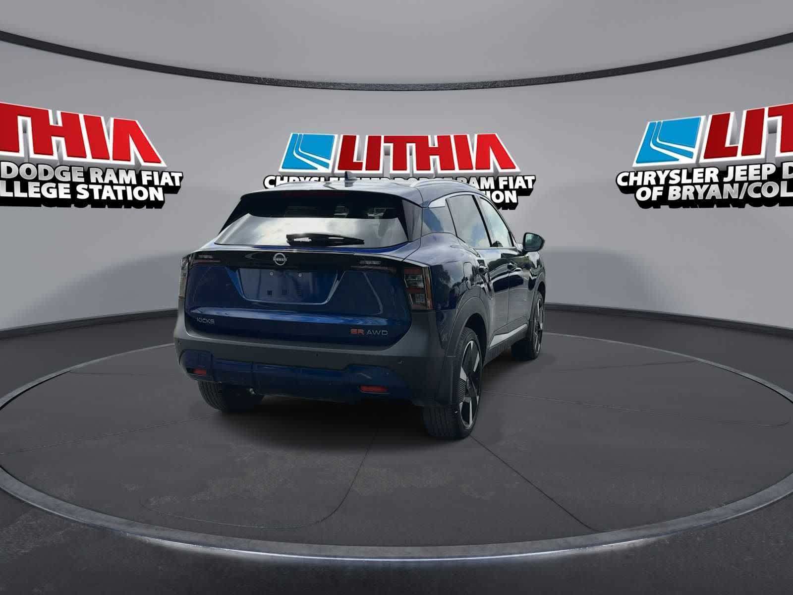 Thumbnail: 2025 Nissan Kicks - 7