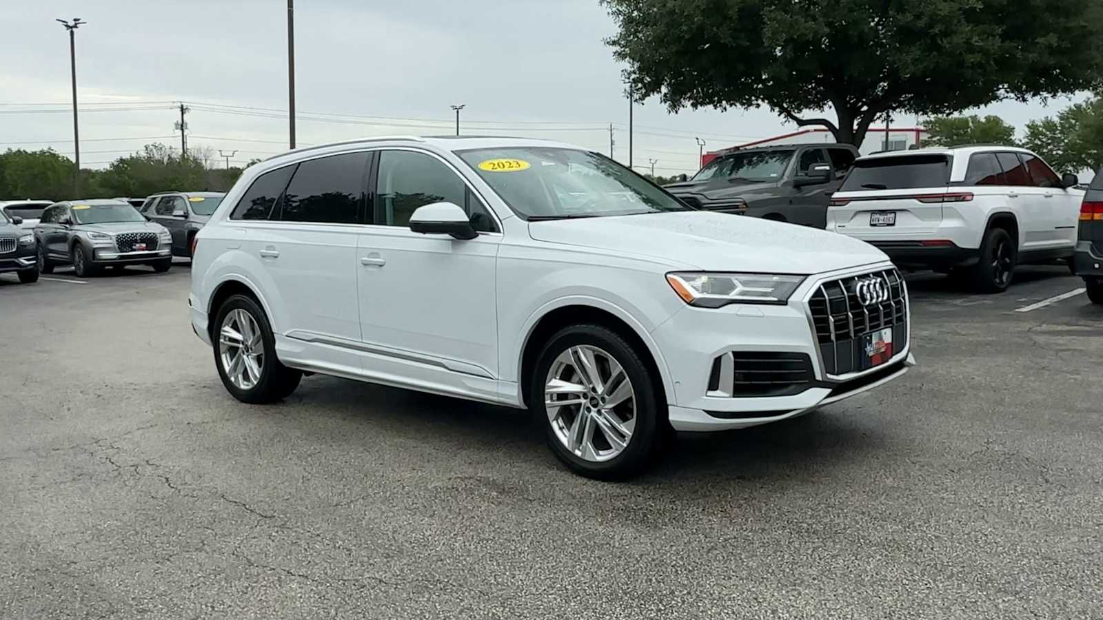 Thumbnail: 2023 Audi Q7 - 2