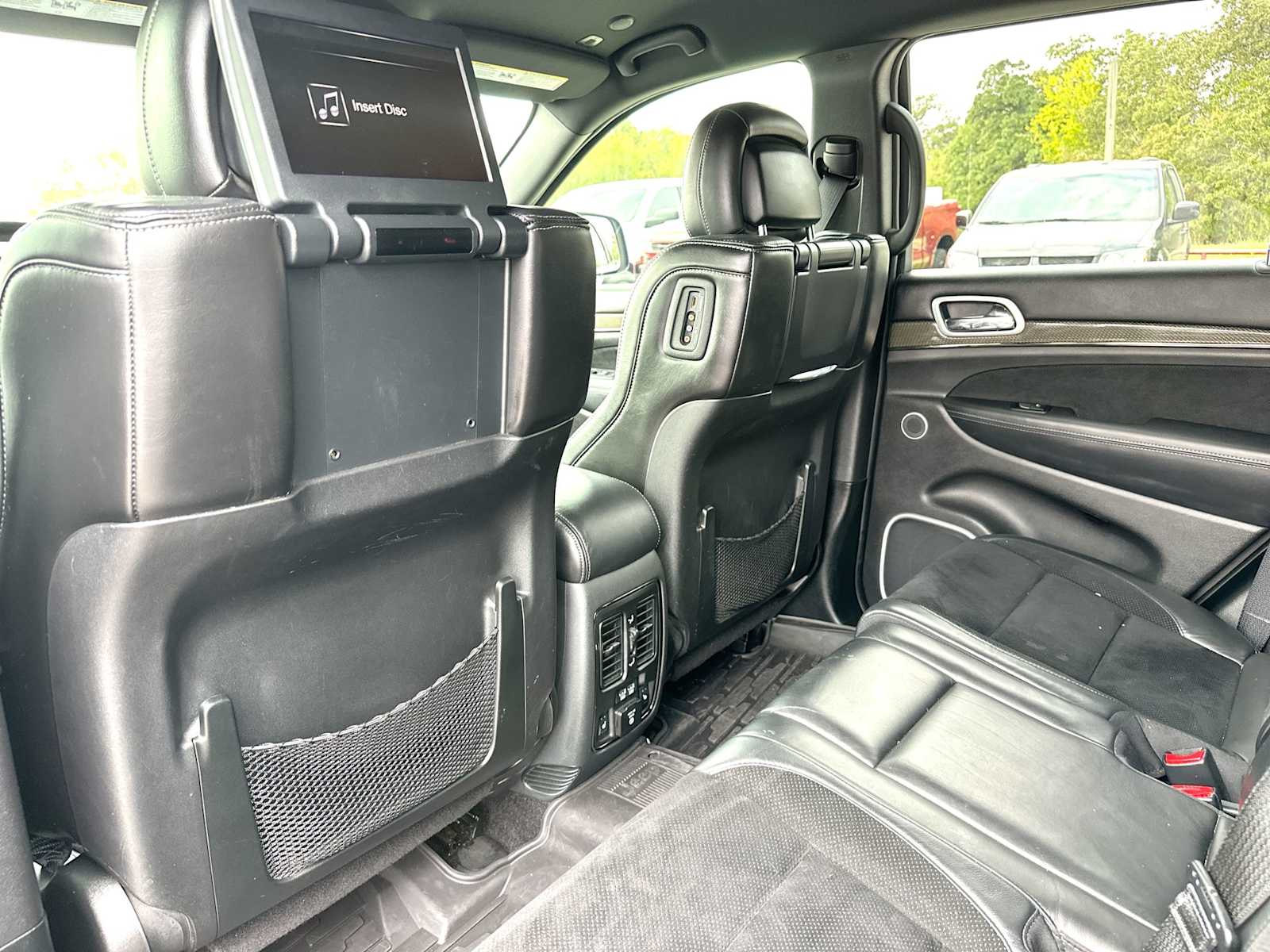 Thumbnail: 2018 Jeep Grand Cherokee - 24