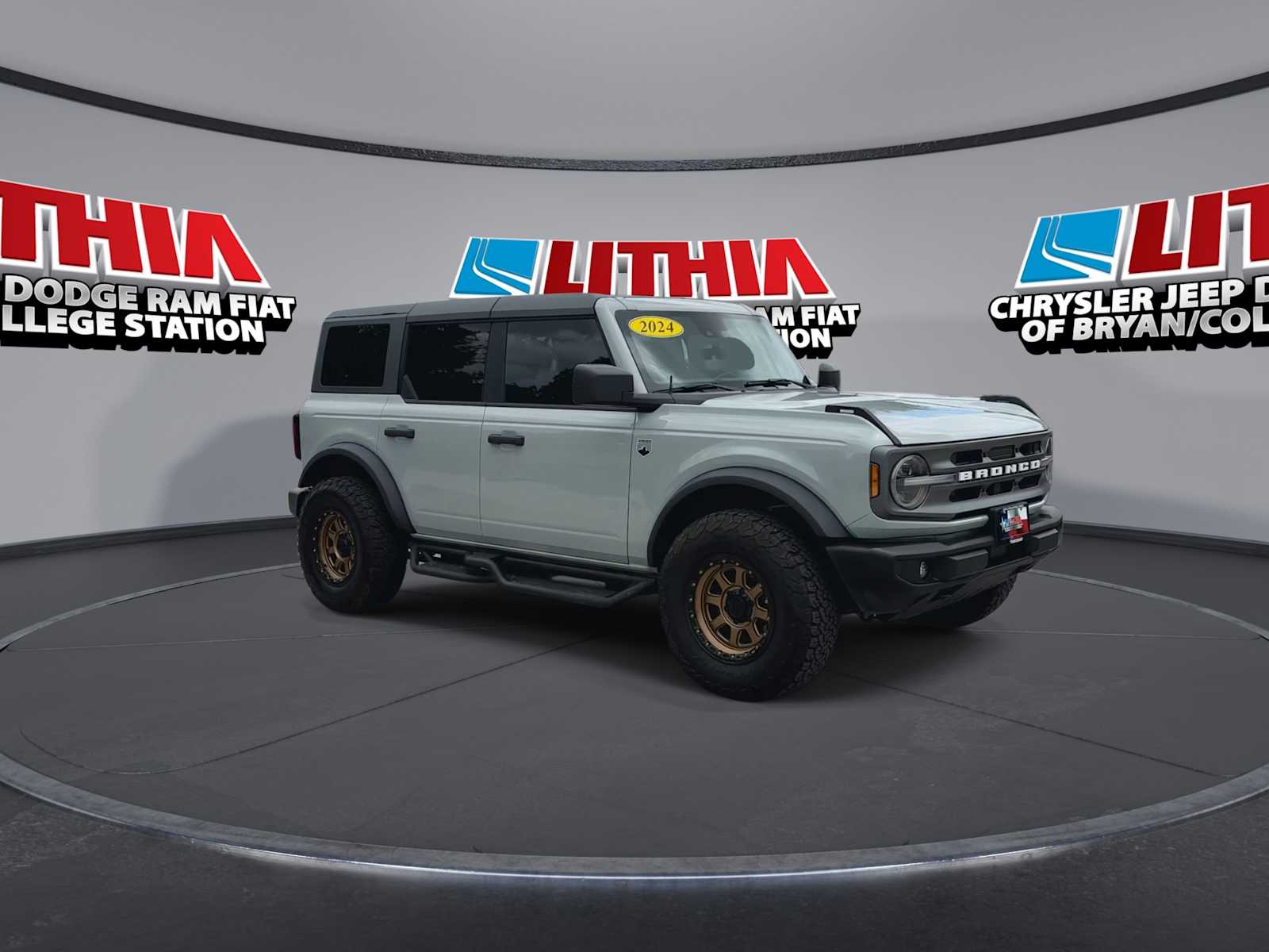 Thumbnail: 2024 Ford Bronco - 2