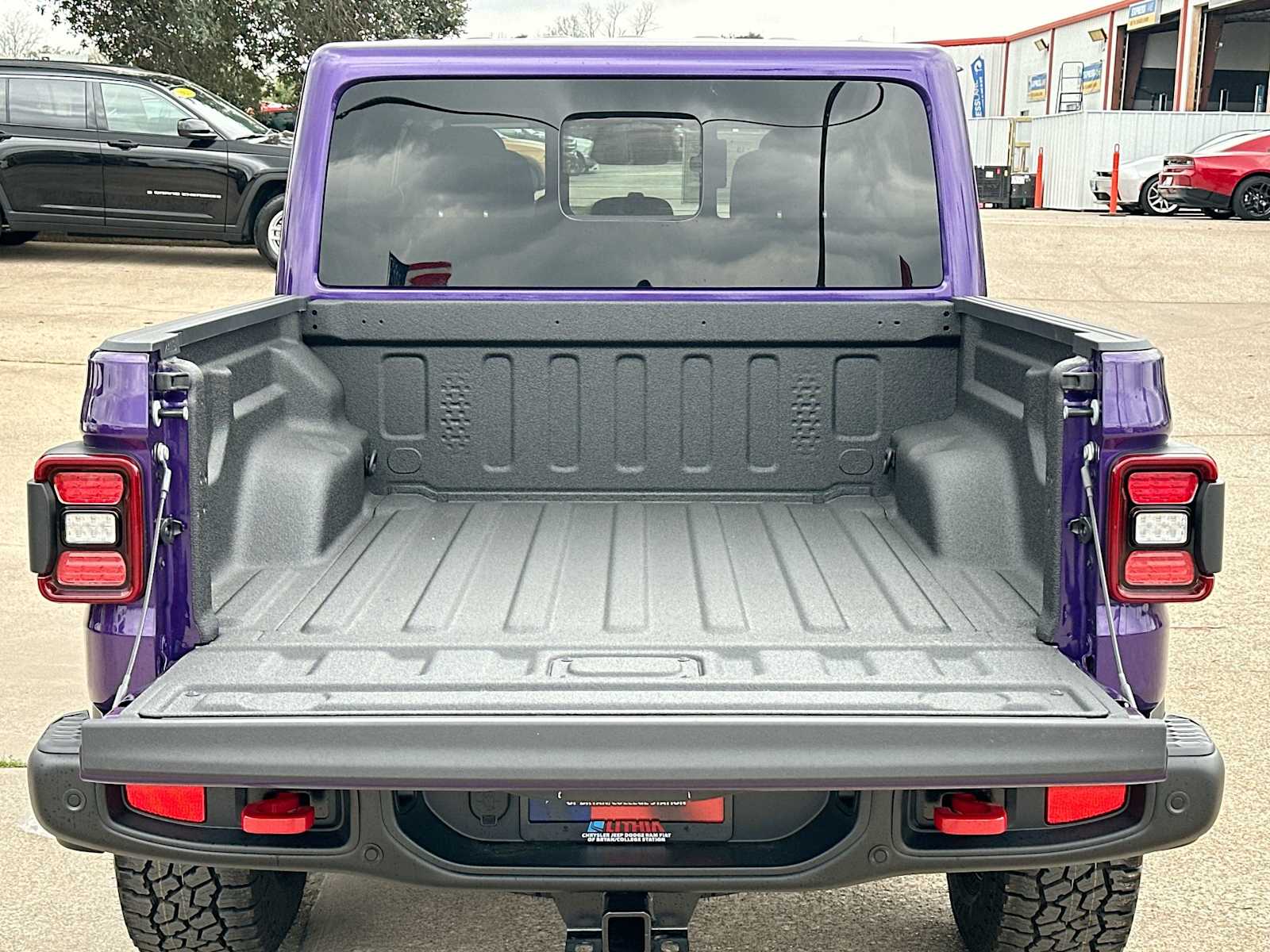 Thumbnail: 2026 Jeep Gladiator - 28