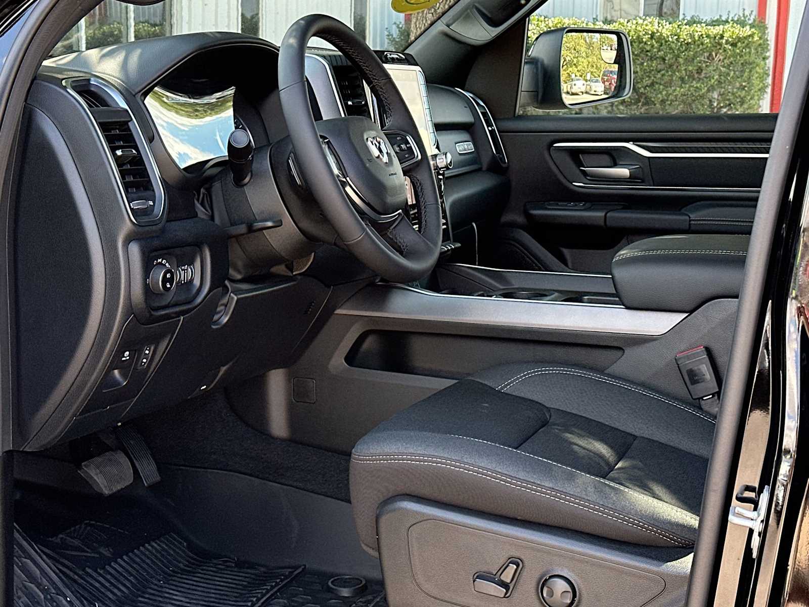 Thumbnail: 2026 RAM 1500 - 18