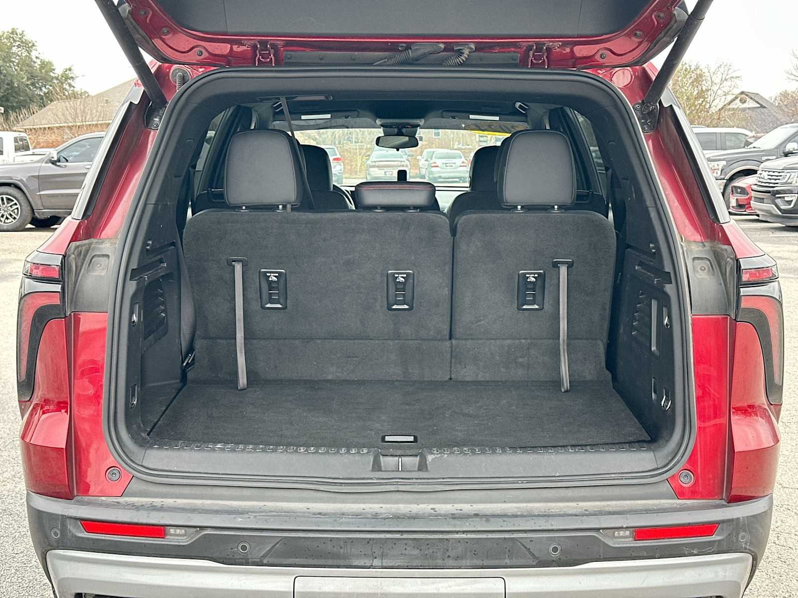 Thumbnail: 2024 Chevrolet Traverse - 28