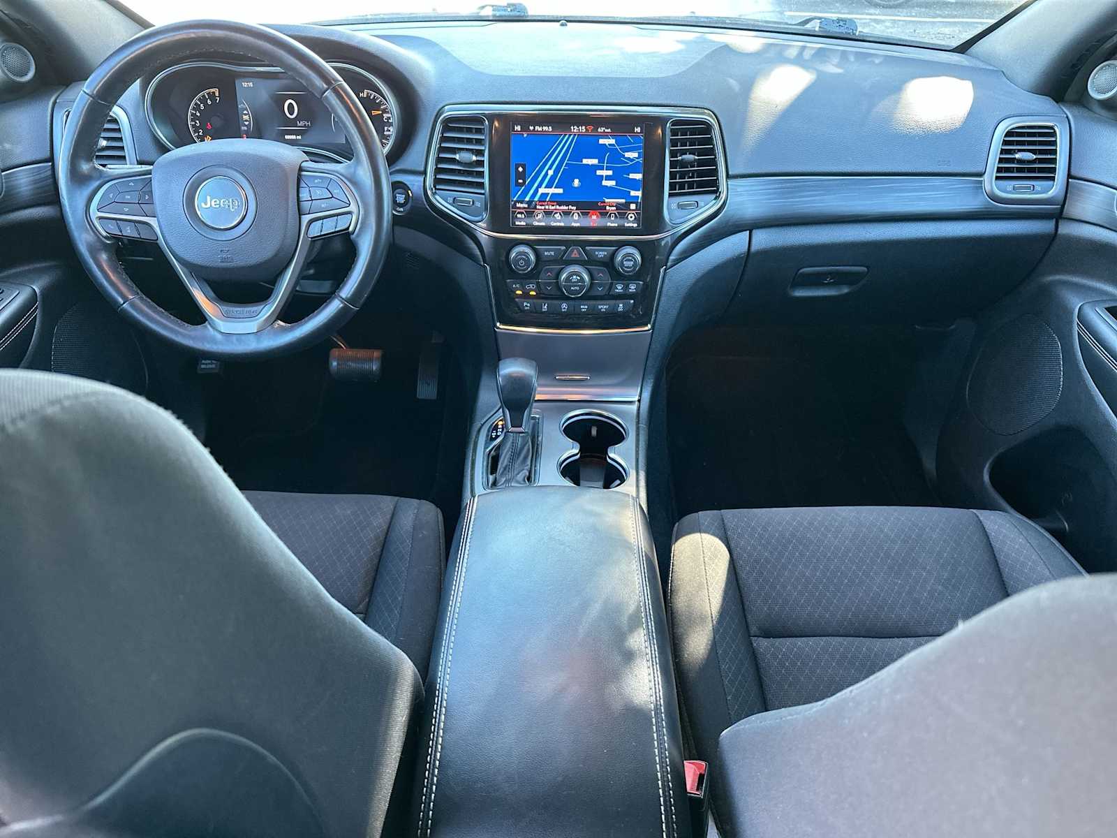 Thumbnail: 2021 Jeep Grand Cherokee - 25