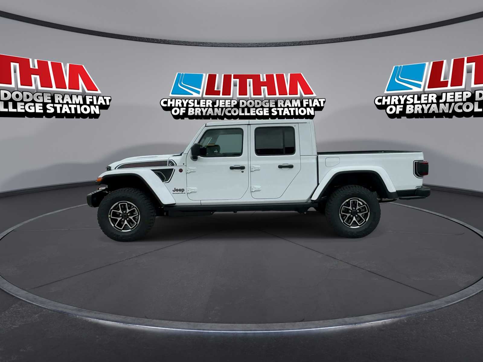 Thumbnail: 2026 Jeep Gladiator - 5