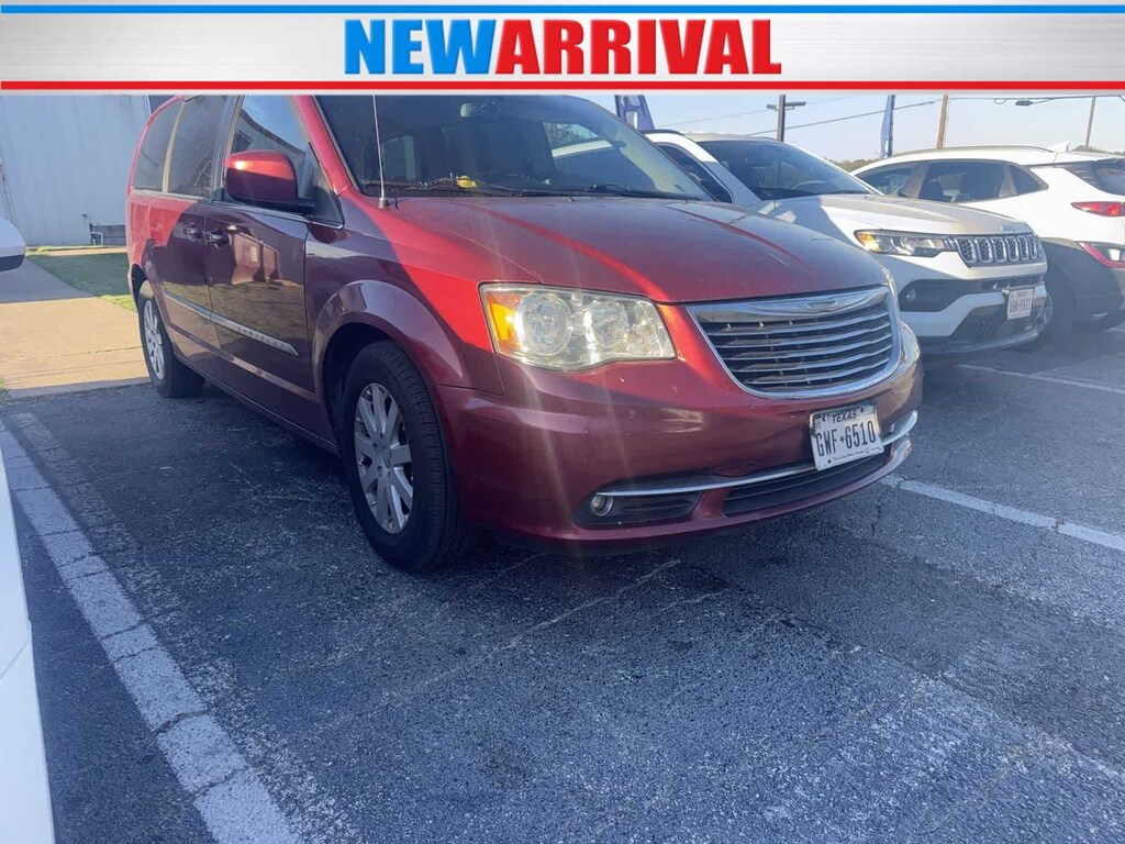 Used 2014 Chrysler Town & Country Touring Van