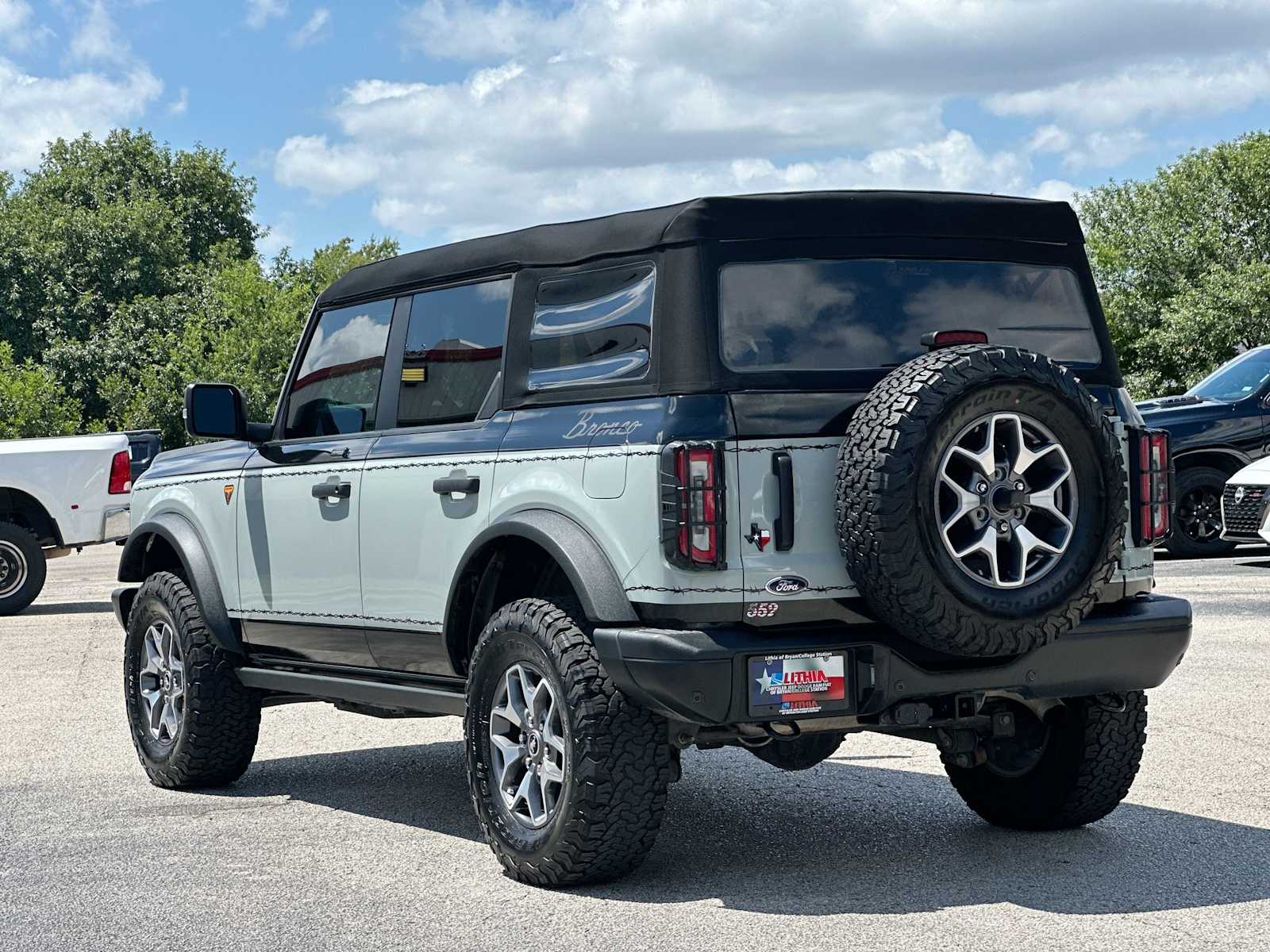 Thumbnail: 2023 Ford Bronco - 13