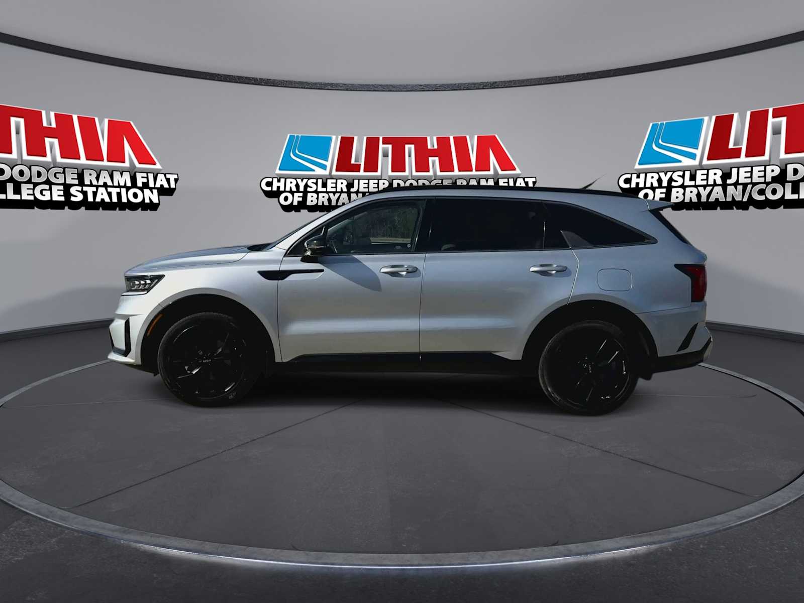 Thumbnail: 2022 Kia Sorento - 5