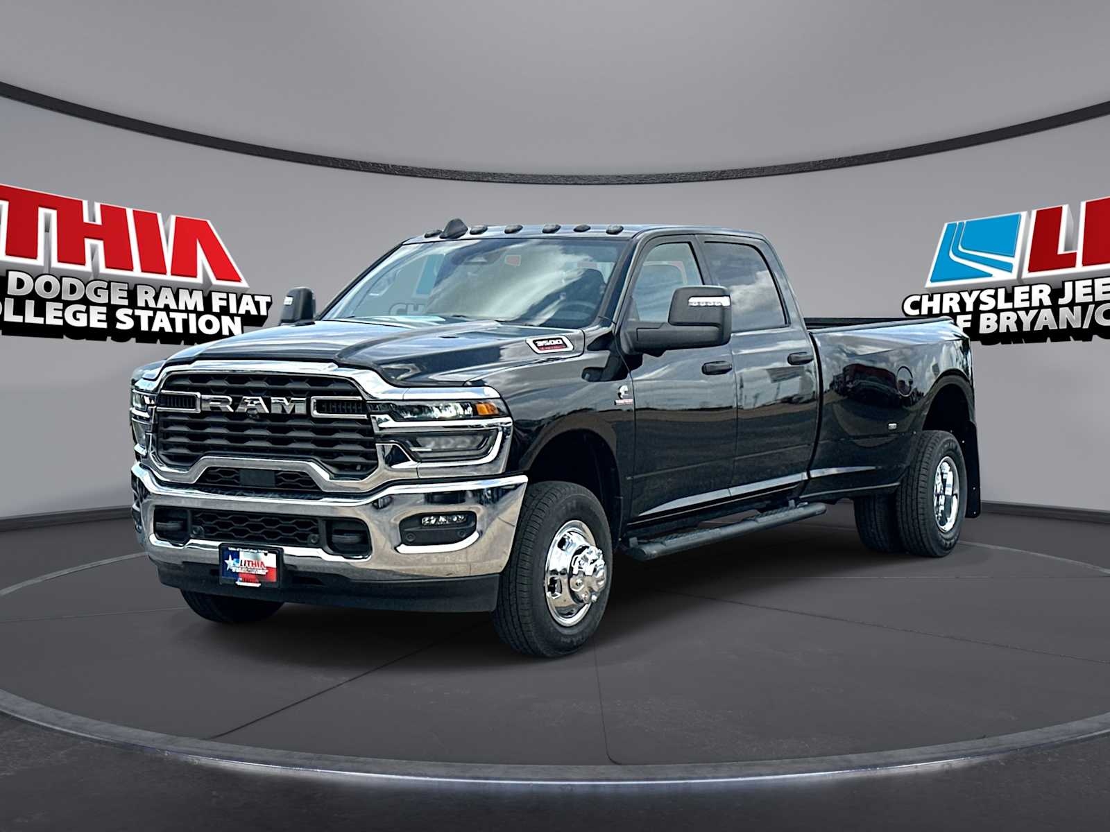 New 2026 Ram 3500 TRADESMAN CREW CAB 4X4 8' BOX