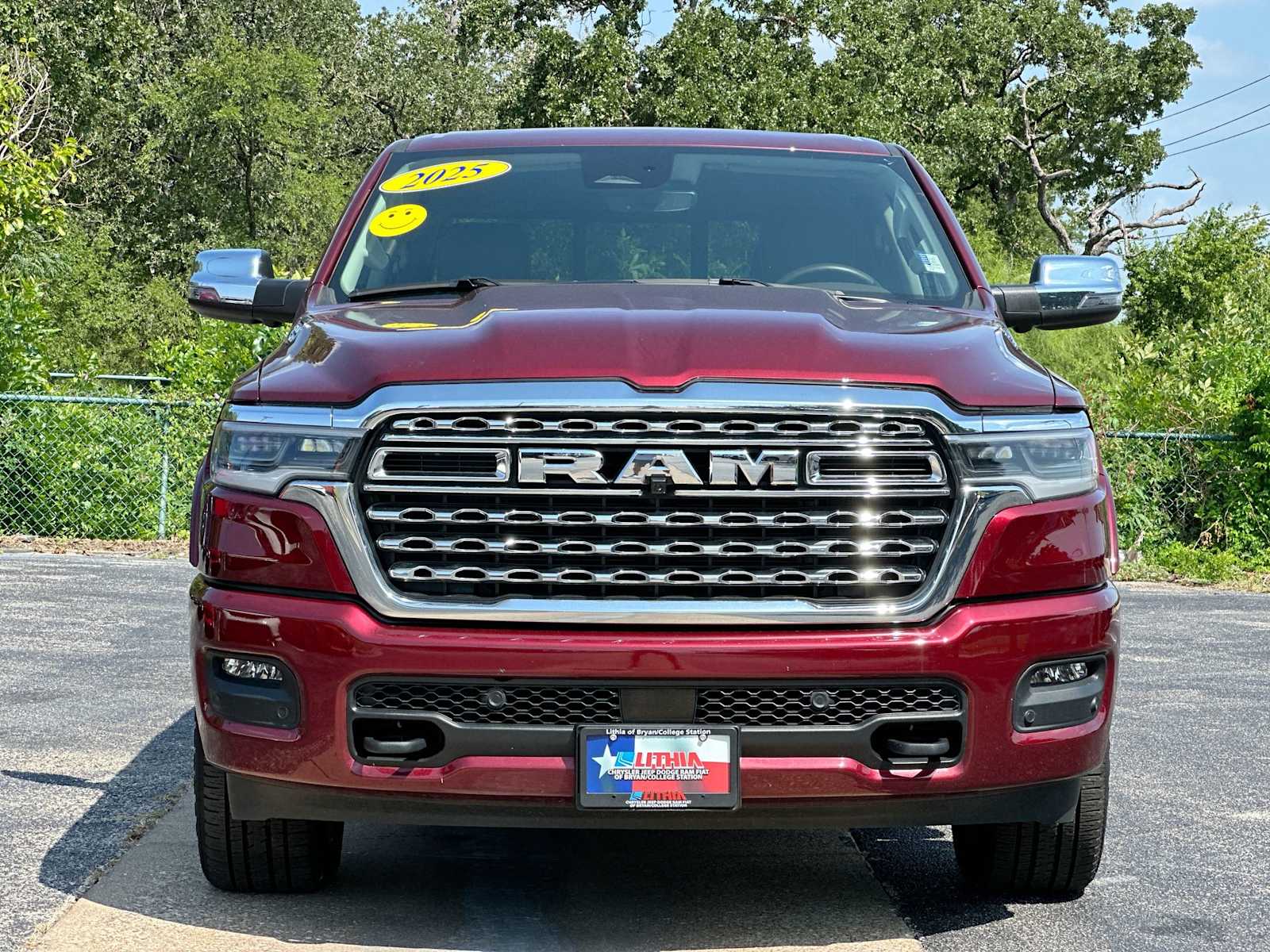 Thumbnail: 2025 RAM 1500 - 10