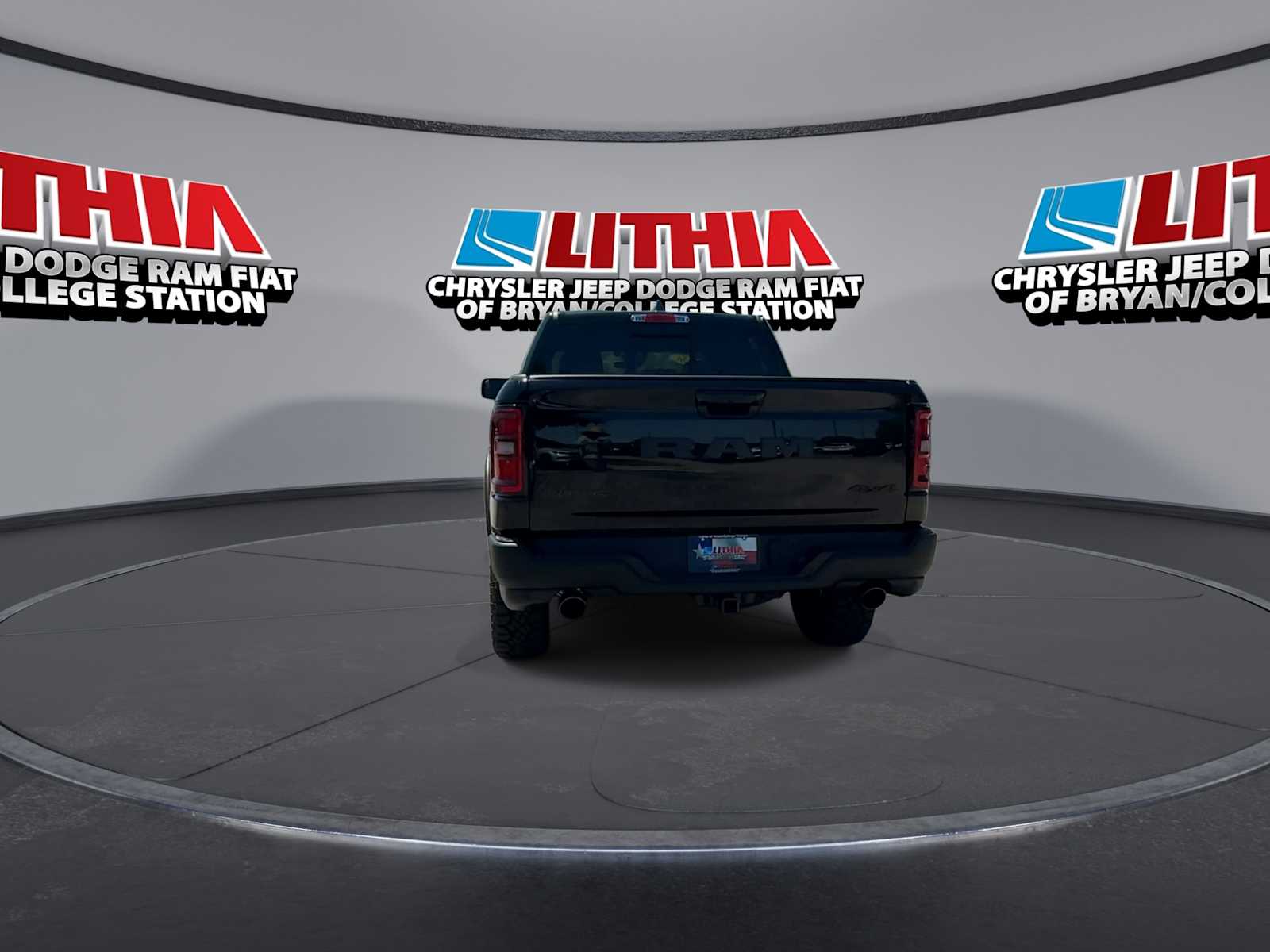 Thumbnail: 2026 RAM 1500 - 7