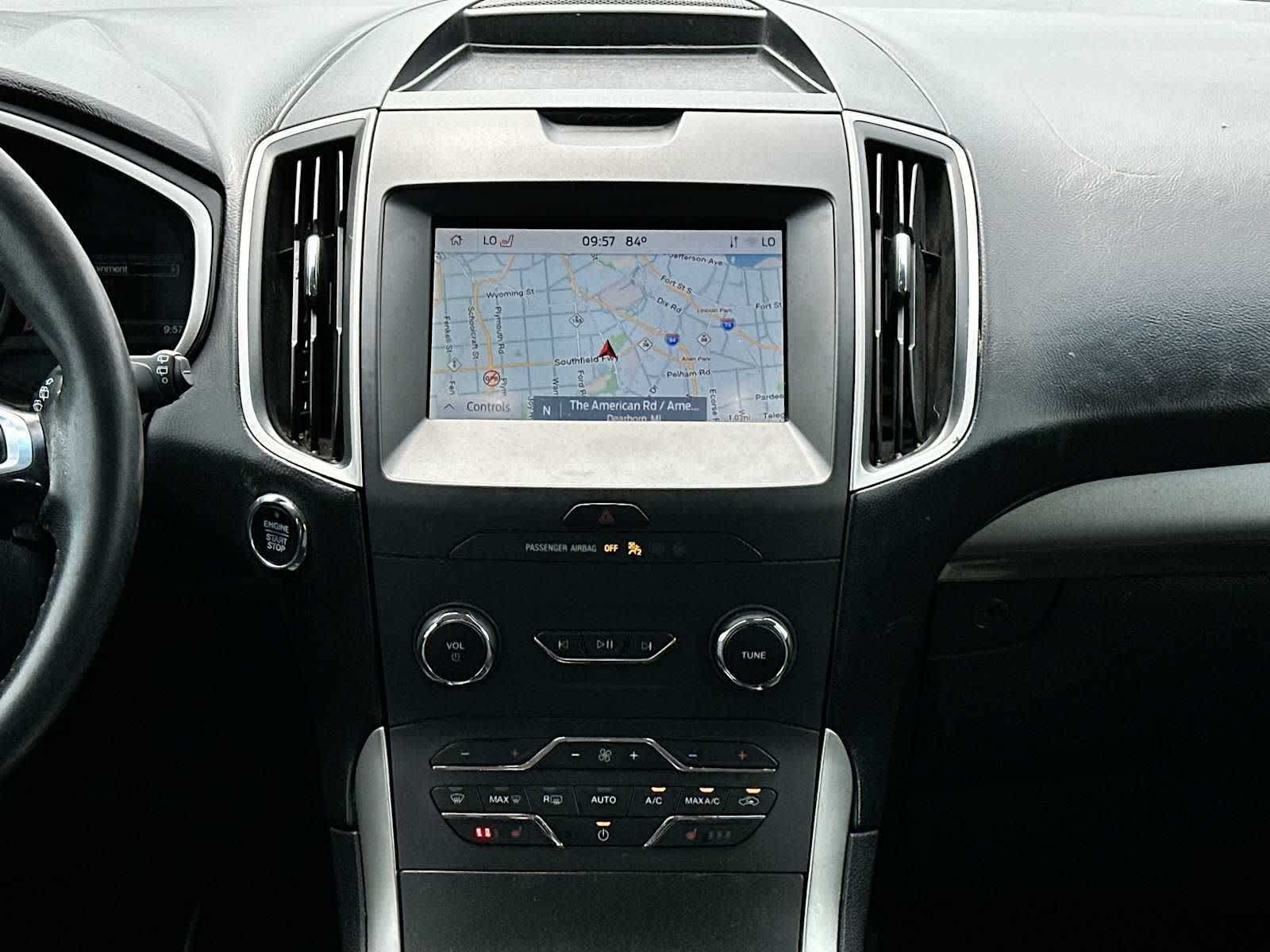 Thumbnail: 2020 Ford Edge - 26