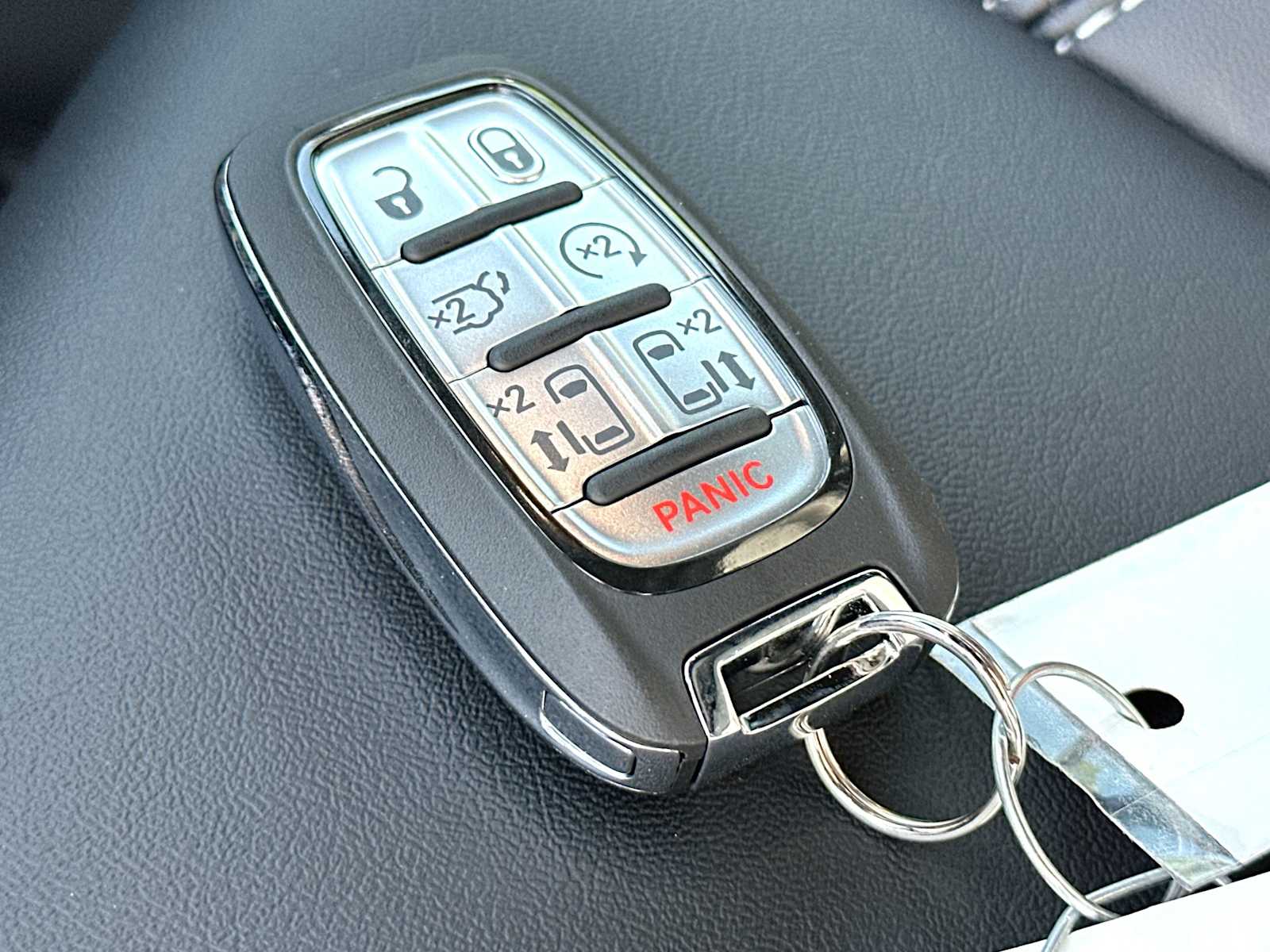 Thumbnail: 2026 Chrysler Pacifica - 29