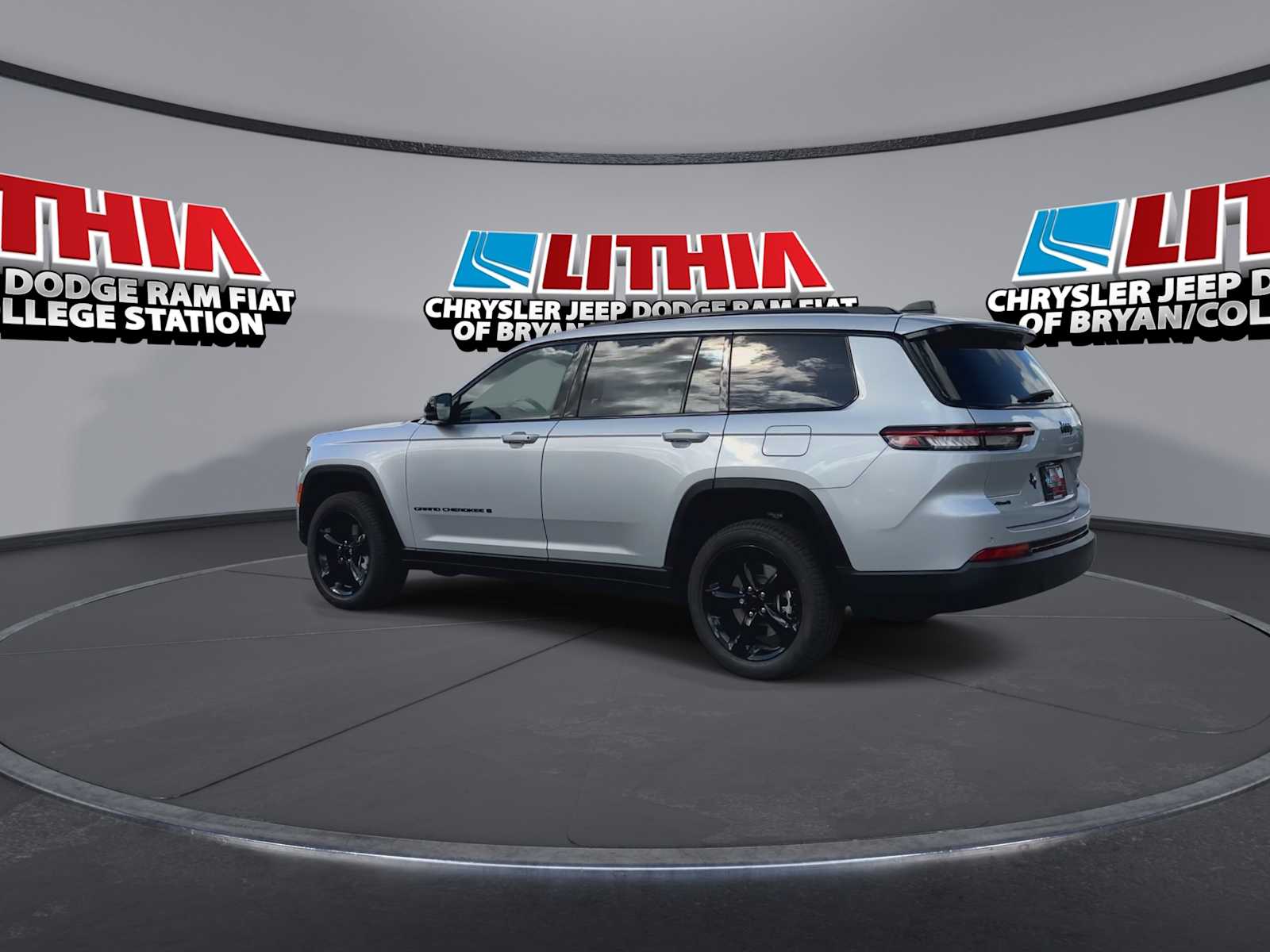 Thumbnail: 2025 Jeep Grand Cherokee - 6