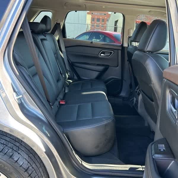 Thumbnail: 2021 Nissan Rogue - 12