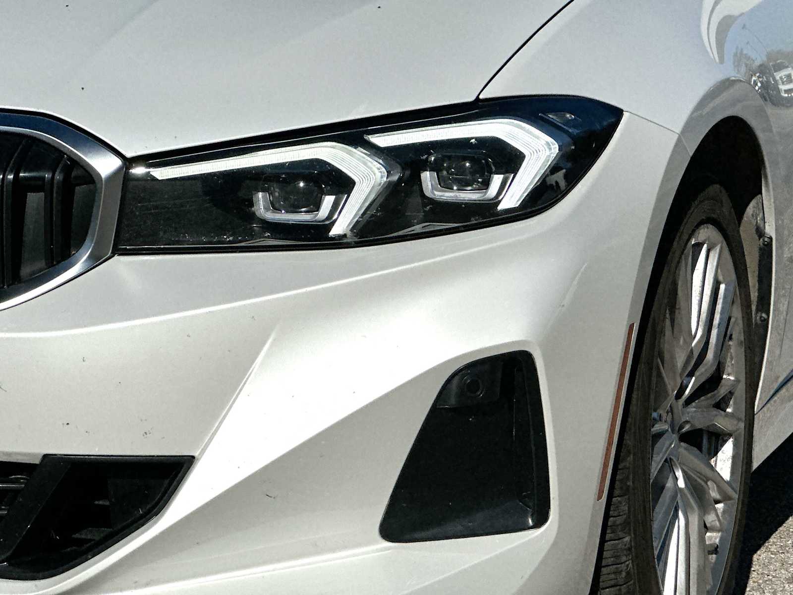 Thumbnail: 2024 BMW 3 Series - 16