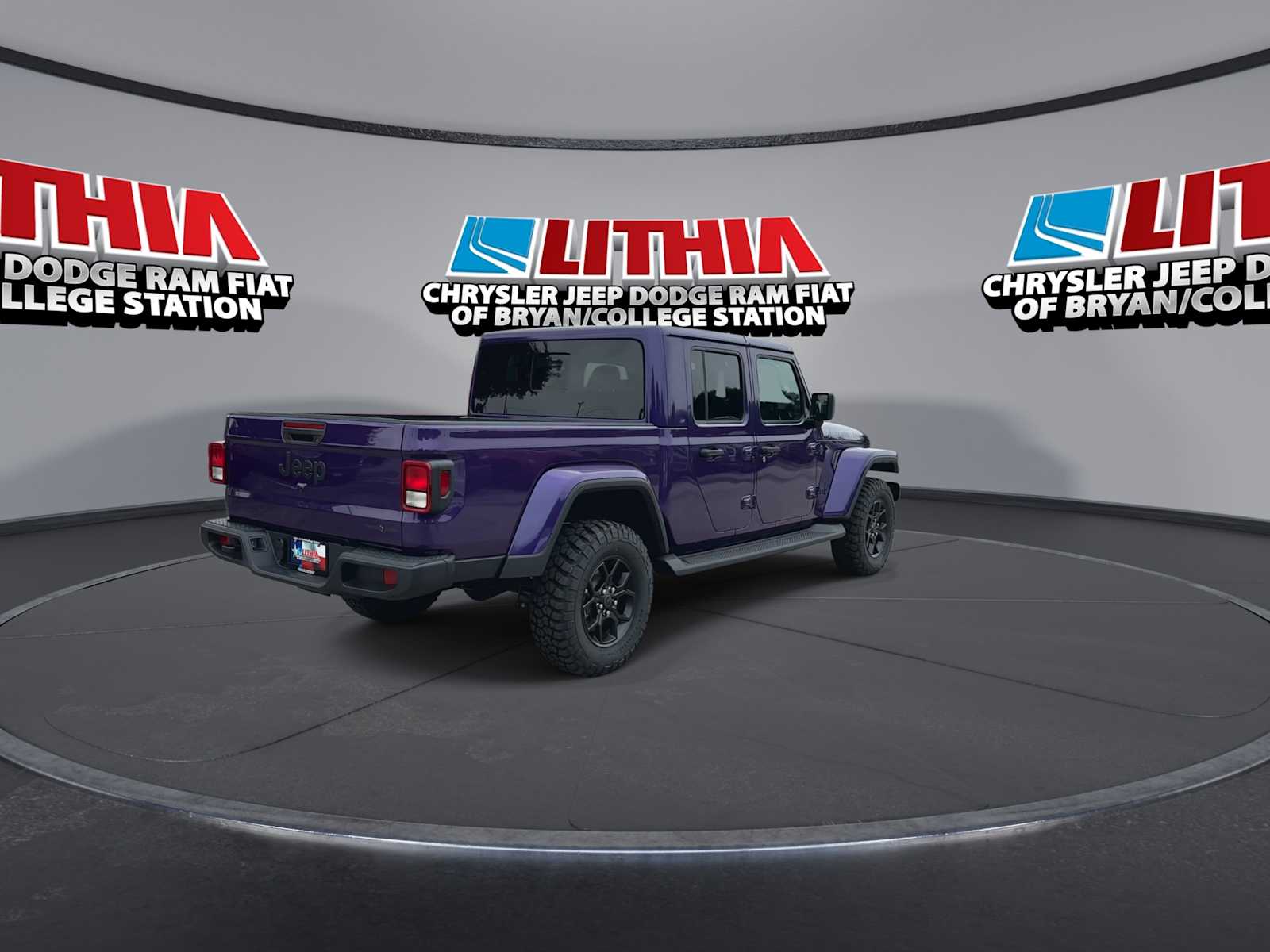 Thumbnail: 2026 Jeep Gladiator - 8