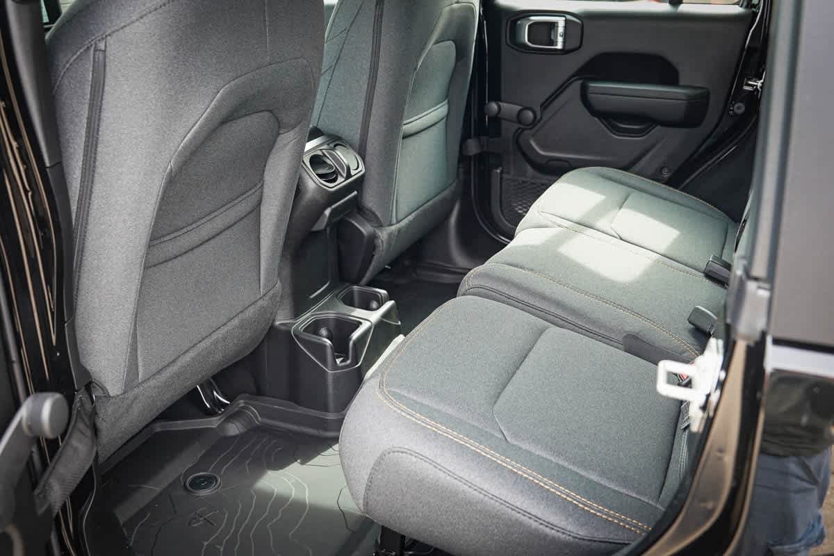 Thumbnail: 2024 Jeep Wrangler - 24