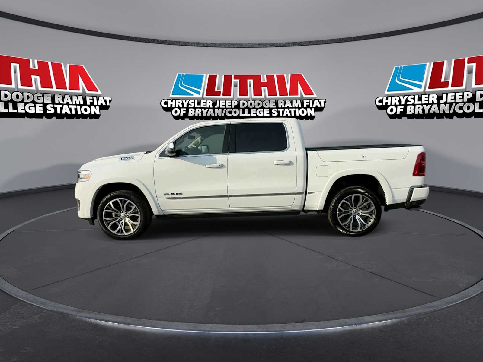 Thumbnail: 2026 RAM 1500 - 5